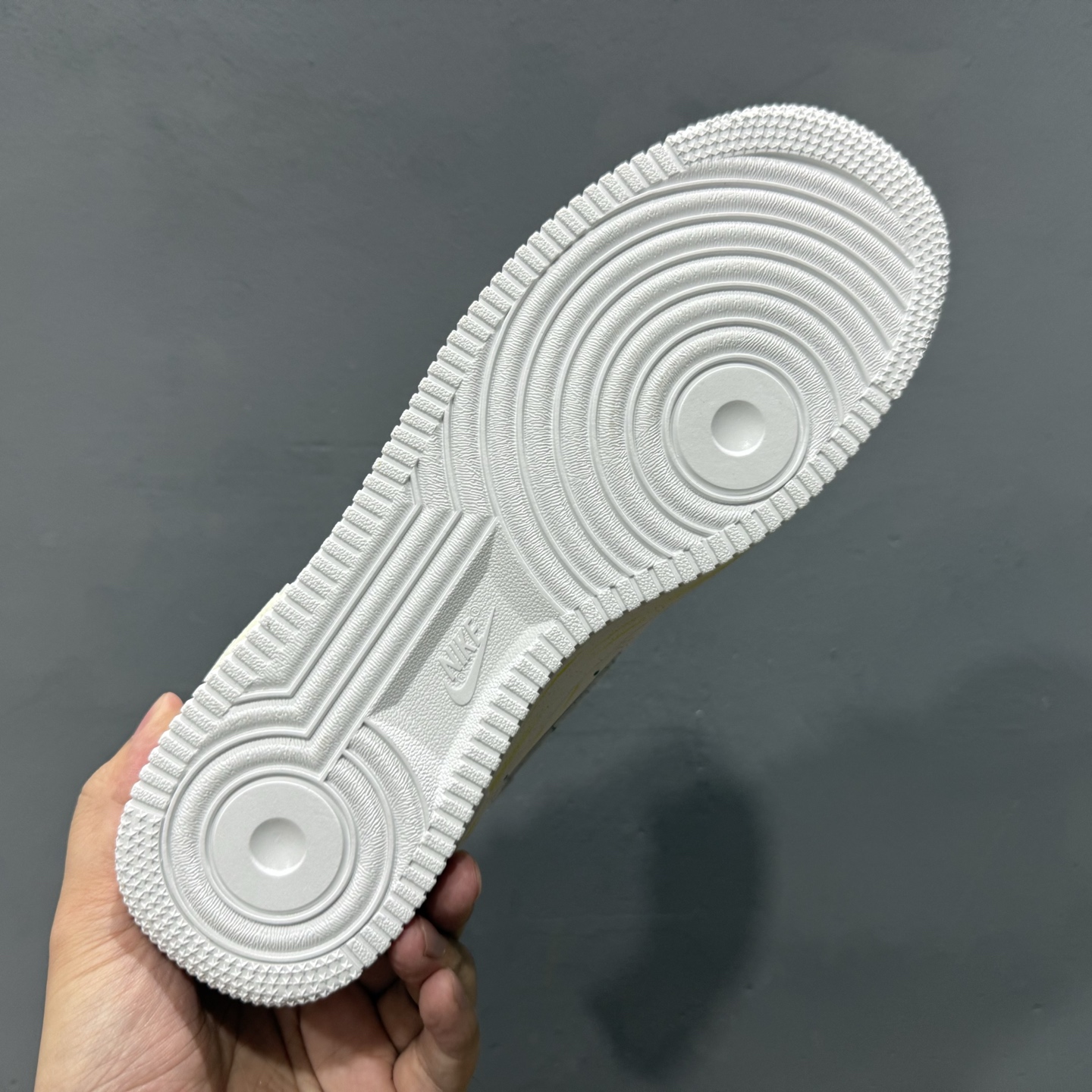 Nike Air Force 1'07 Low ”Taurus” 手绘涂鸦 十二星座系列 金牛座 空军一号低帮休闲板鞋