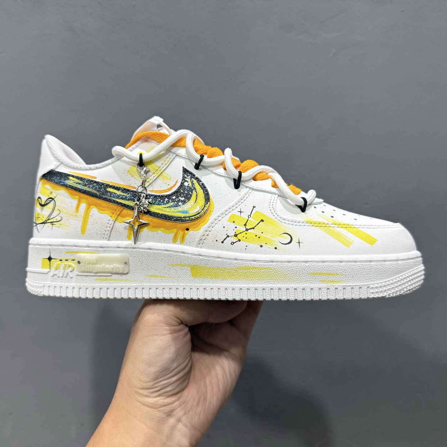 Nike Air Force 1’07 Low ”Taurus” 手绘涂鸦 十二星座系列 金牛座 空军一号低帮休闲板鞋