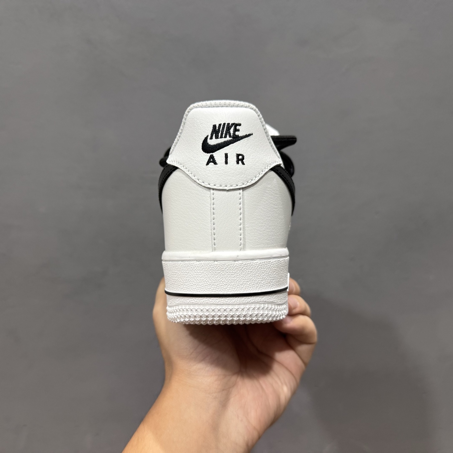 Nike Air Force 1'07 Low 高街定制款 空军一号低帮休闲板鞋 CW2288-111
