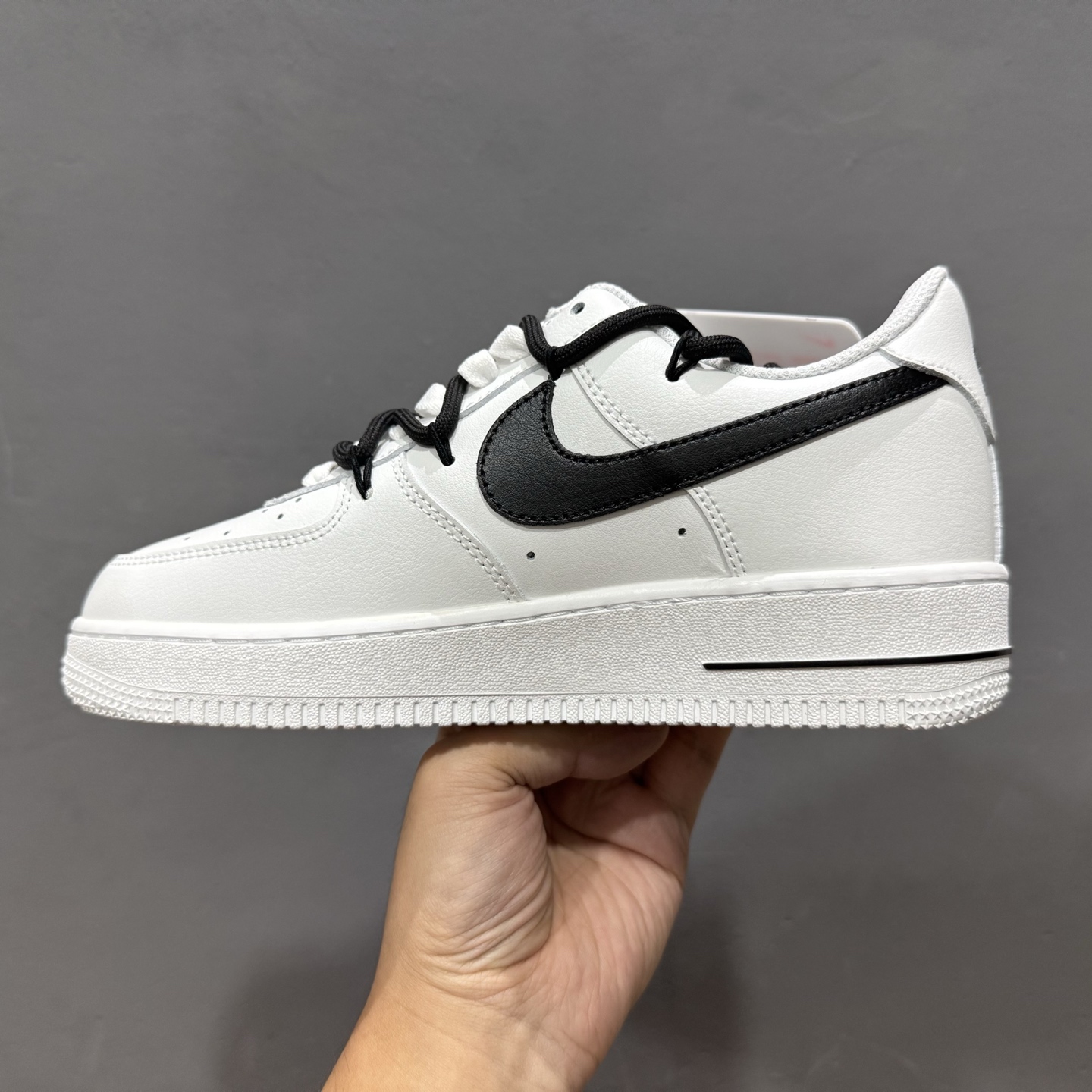 Nike Air Force 1'07 Low 高街定制款 空军一号低帮休闲板鞋 CW2288-111