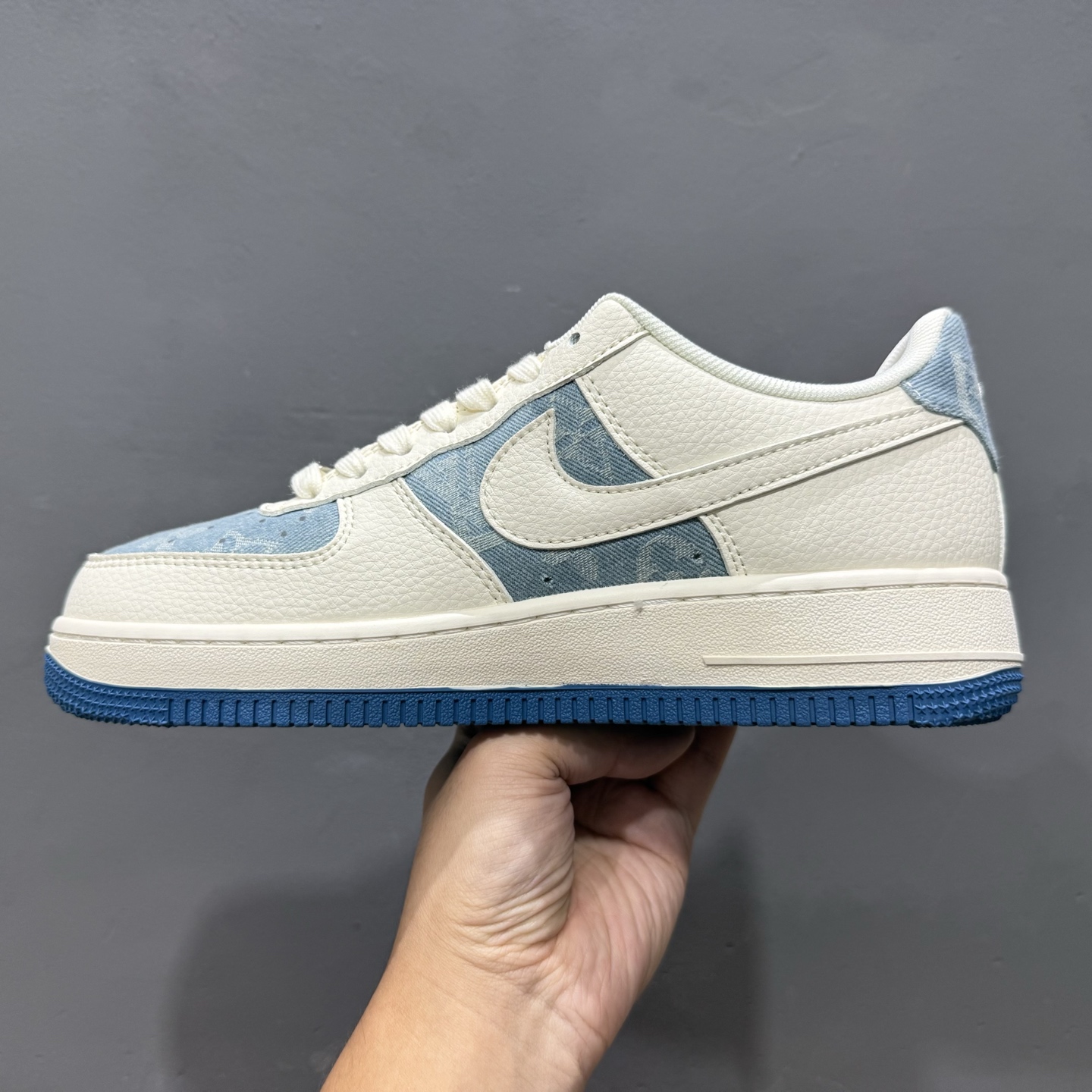 Nike Air Force 1'07 Low 联名 白蓝帆布 空军一号低帮休闲板鞋 XD2588-606