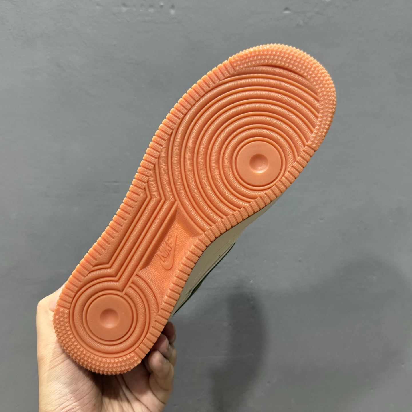 XC/ NIke Air Force 1 '07 Low “斯图西联名——草绿生胶底”空军一号 低帮 运动鞋 休闲鞋 XX3168-127