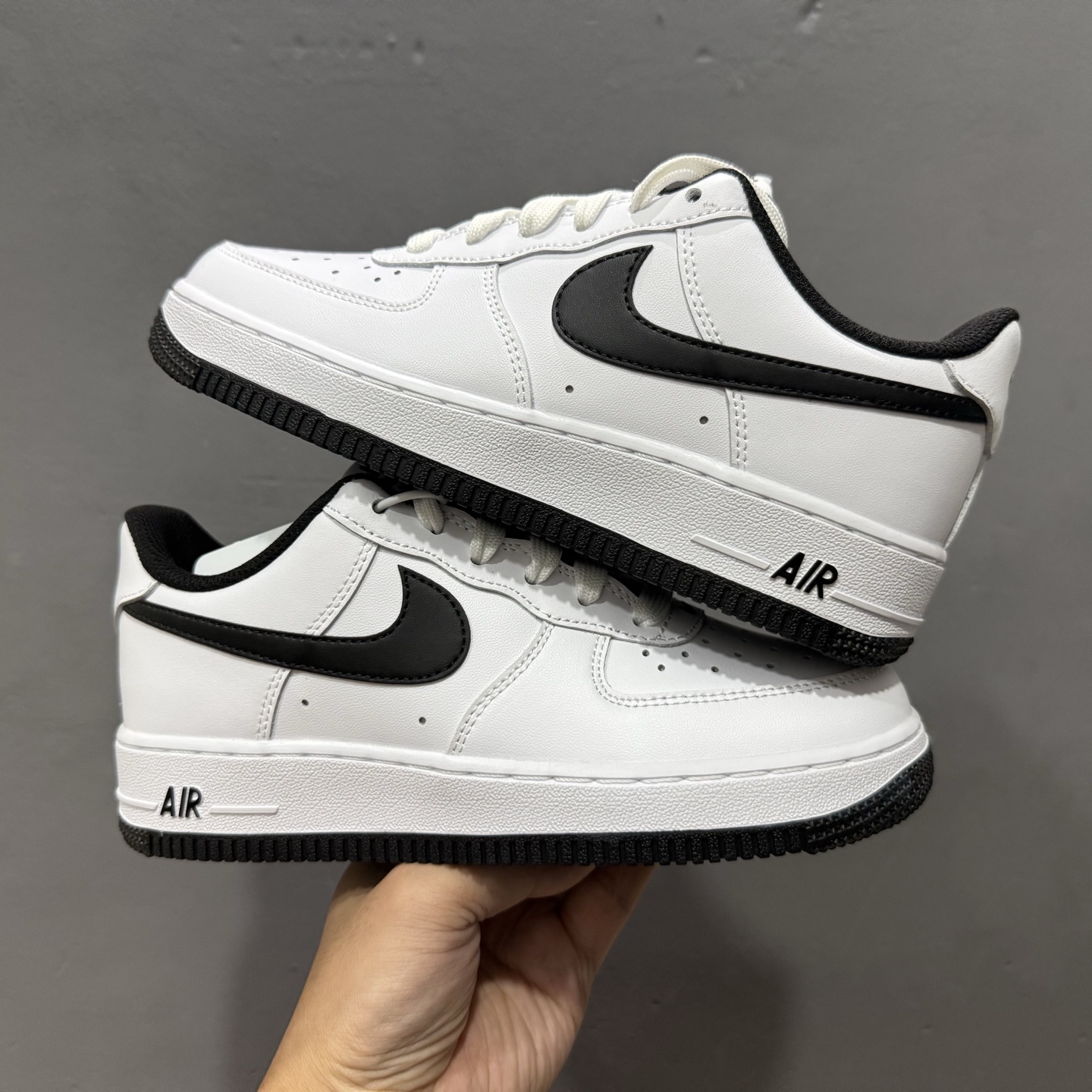 Nike Air Force 1'07 Low 空军一号低帮休闲板鞋 HQ1911-100