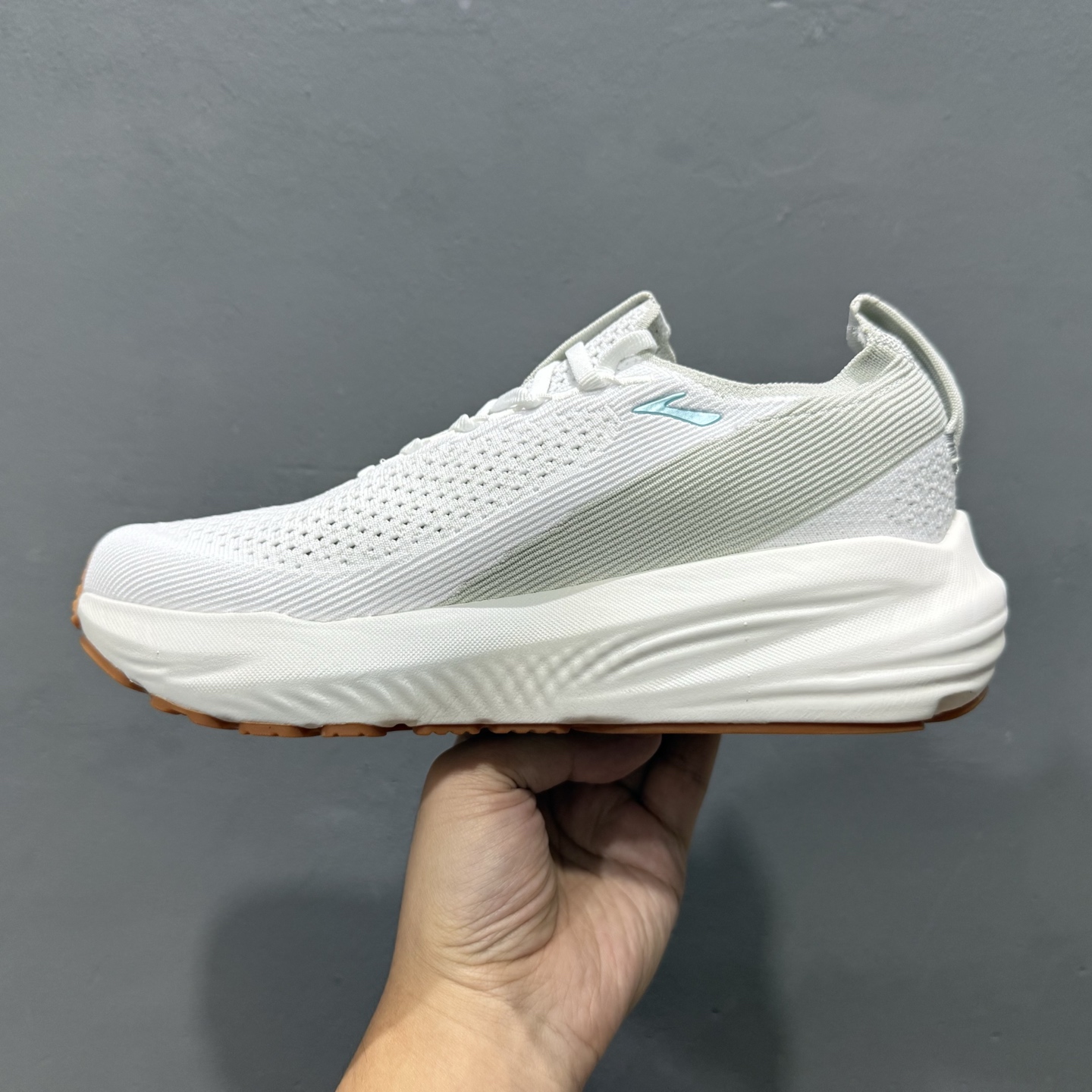 Z版Brooks 布鲁克斯 Glycerin 22 超弹轻盈跑步鞋 120437-1B-144