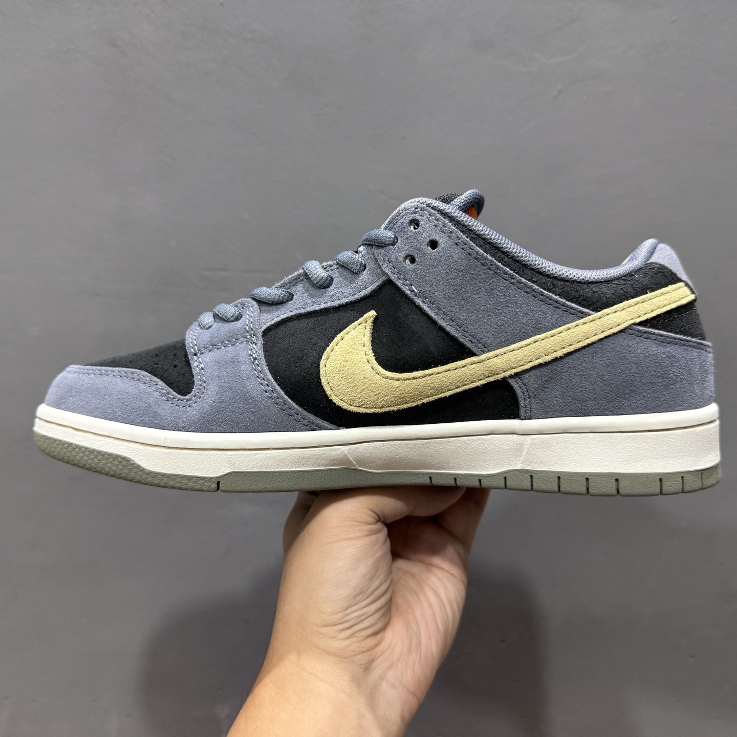 Nike Dunk SB “Dust Noir” 雾灰蓝 黑蓝 HF3063-002