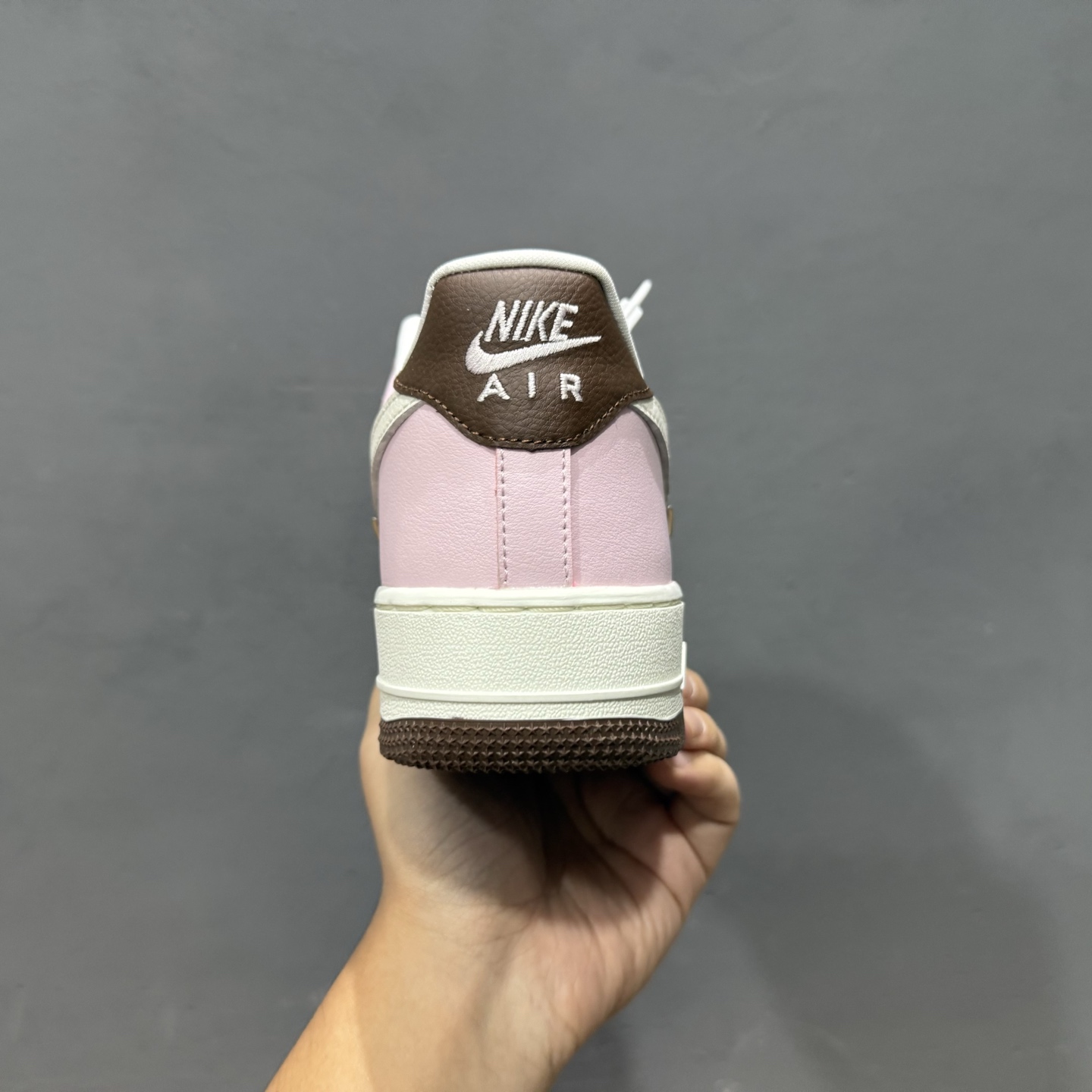 Nike Air Force 1'07 Low 空军一号低帮休闲板鞋 IO7595-211