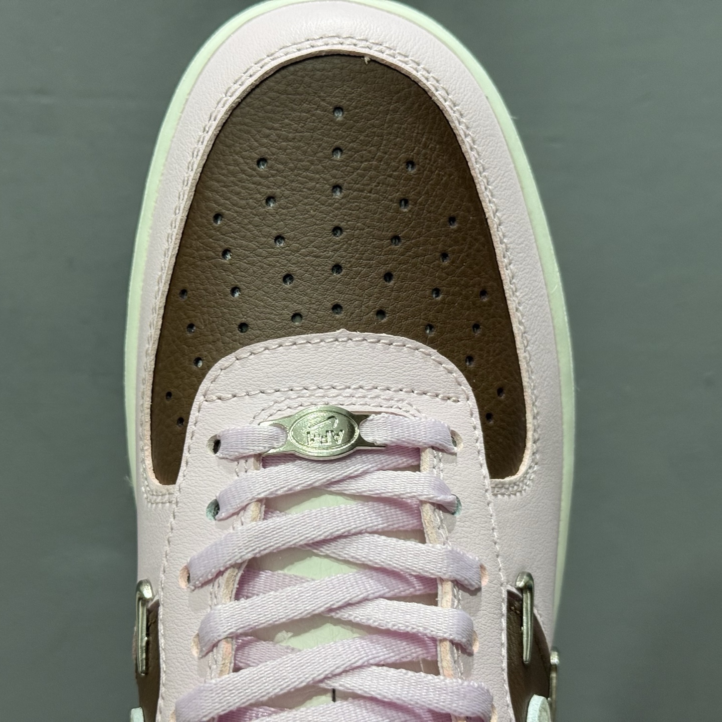 Nike Air Force 1'07 Low 空军一号低帮休闲板鞋 IO7595-211