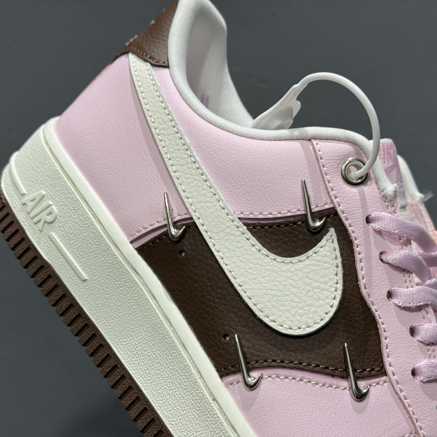 Nike Air Force 1'07 Low 空军一号低帮休闲板鞋 IO7595-211