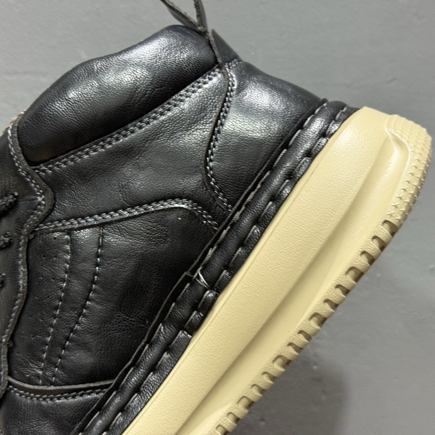 2025秋冬Timberland 天伯伦/添柏岚经典高帮休闲男鞋