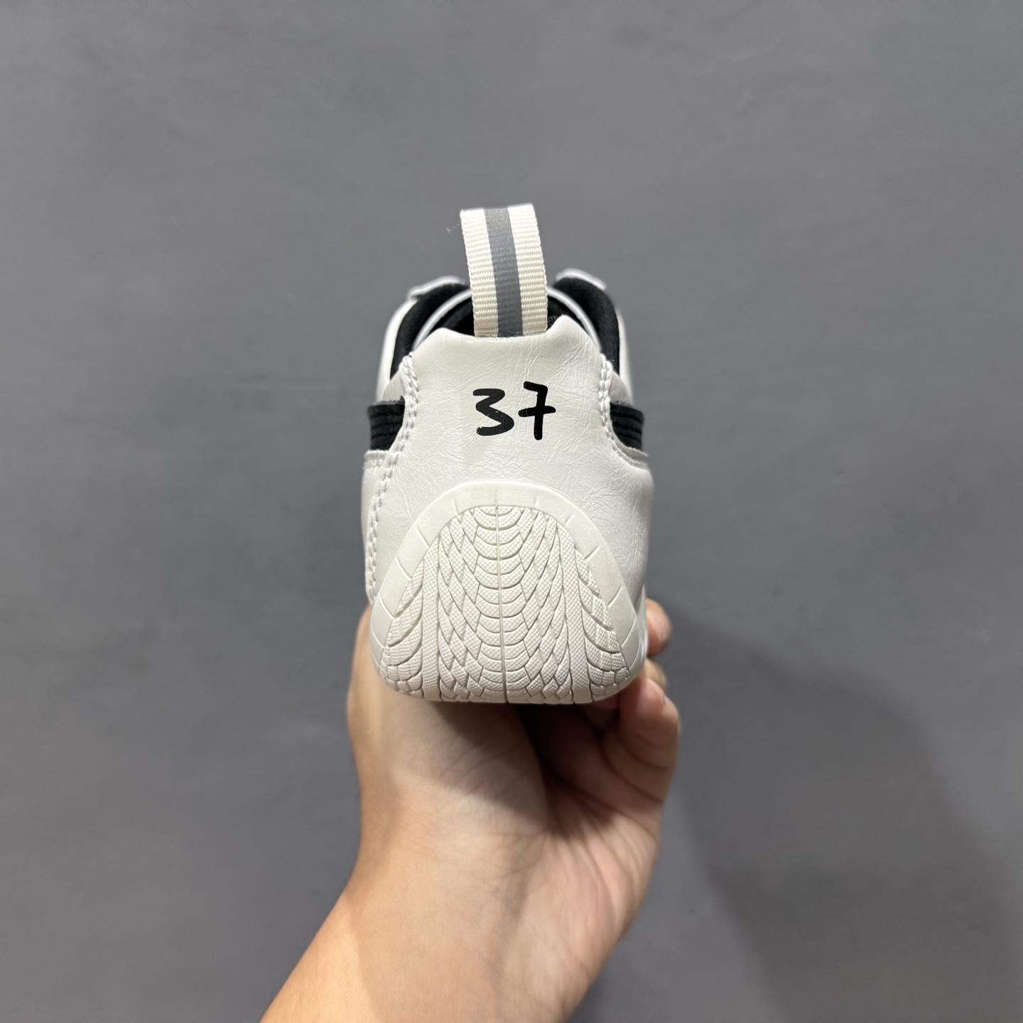 170 PUMA 彪马 x Speedcat Suede Balenciaga巴黎世家 Speedcat 系列 薄底鞋