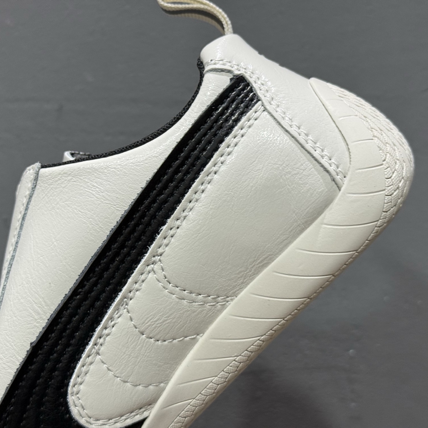 170 PUMA 彪马 x Speedcat Suede Balenciaga巴黎世家 Speedcat 系列 薄底鞋