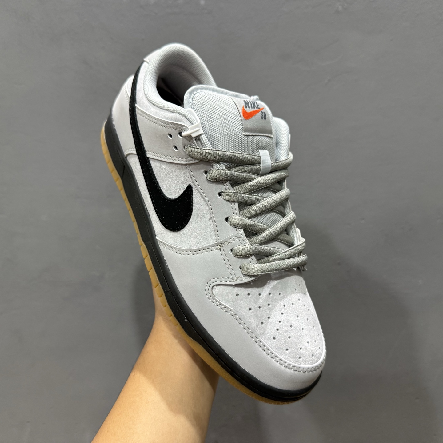 200 Nike Dunk SB Dunk 灰色 FJ1674-002