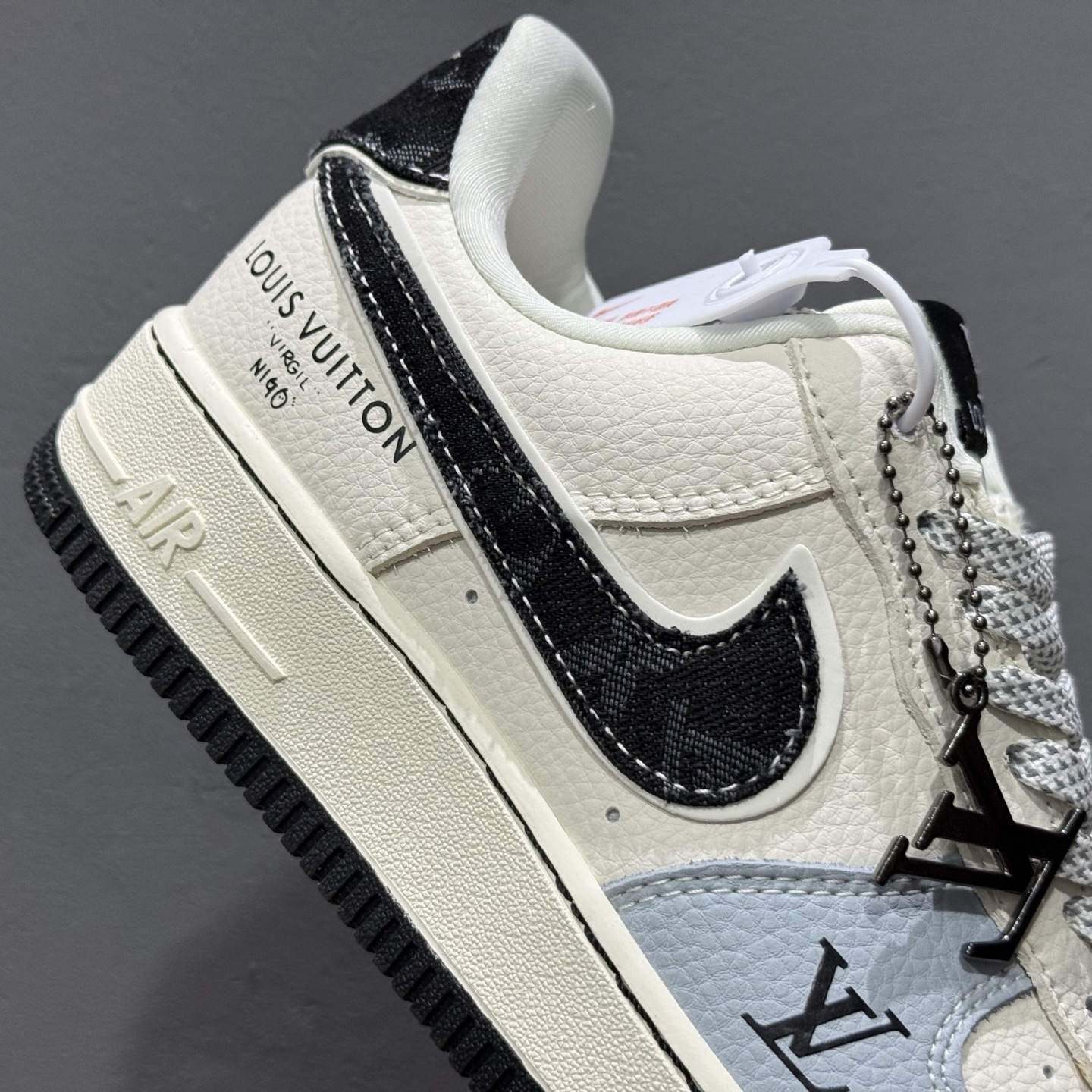 260 Louis Vuitton x NIke Air Force 1 米黑牛仔勾 DD1982-320