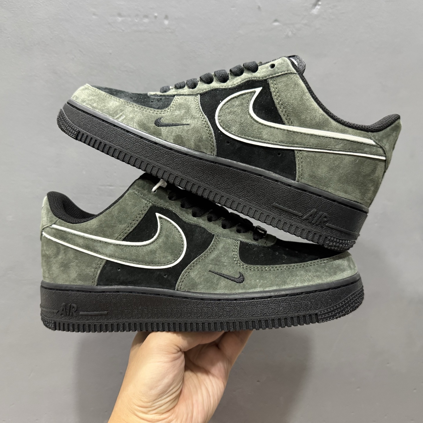 ￥260 Nike Air Force 1'07 Low 军绿黑 秋冬麂皮 空军一号低帮休闲板鞋 ZH0316-132