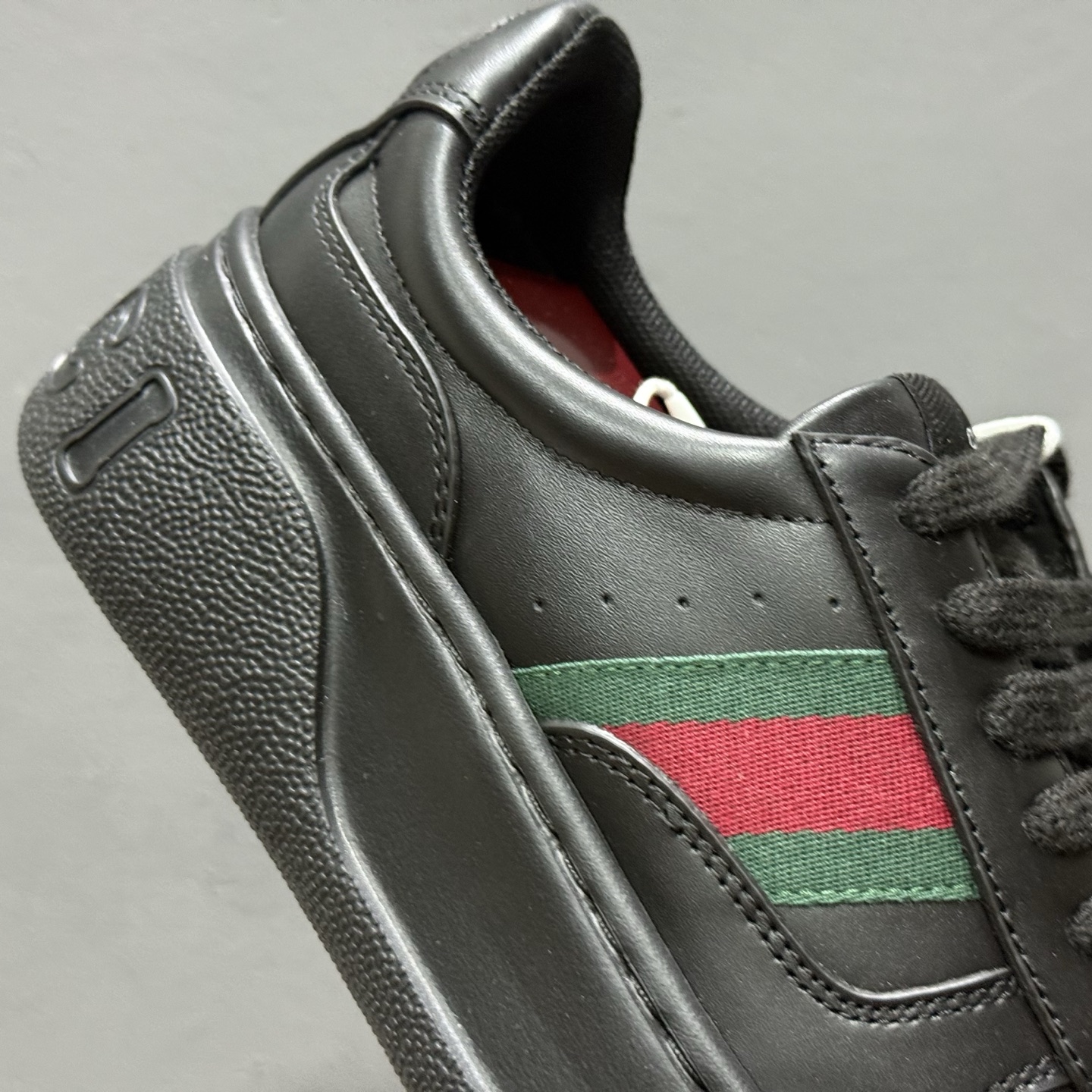 380 新款饼干鞋 GUCCl 古驰 休闲板鞋 男女款 意大利进口头层