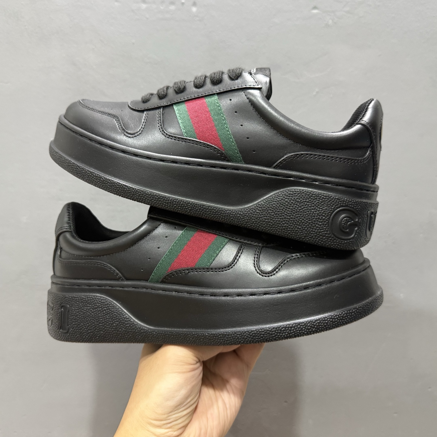 380 新款饼干鞋 GUCCl 古驰 休闲板鞋 男女款 意大利进口头层