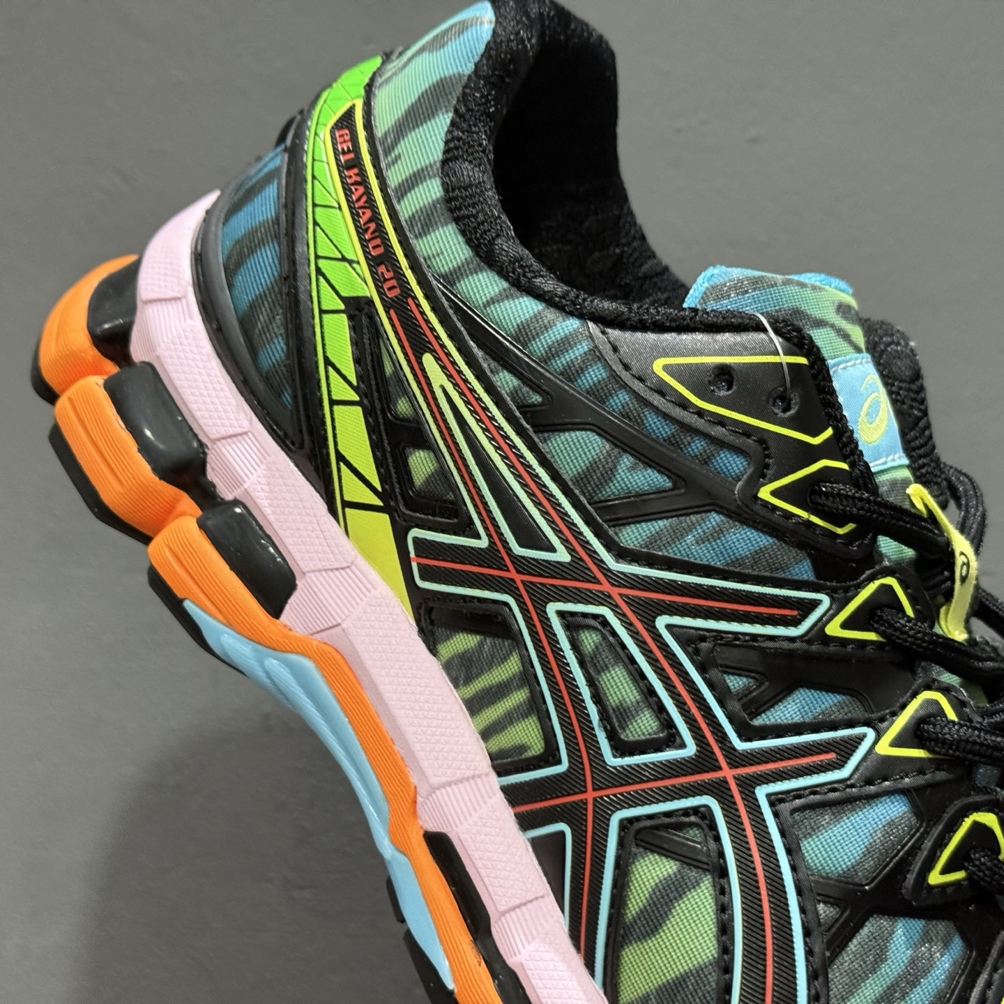 220 Asics GEL-KINETIC FLUENT亚瑟士休闲透气跑步鞋 1203A664-400