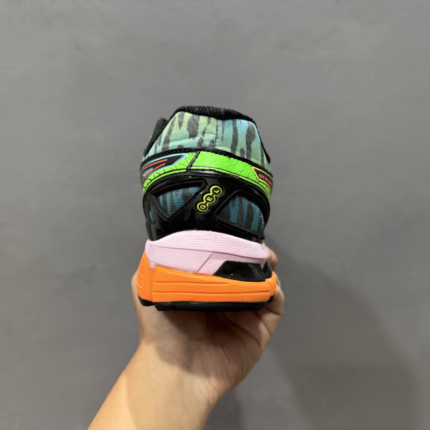 220 Asics GEL-KINETIC FLUENT亚瑟士休闲透气跑步鞋 1203A664-400