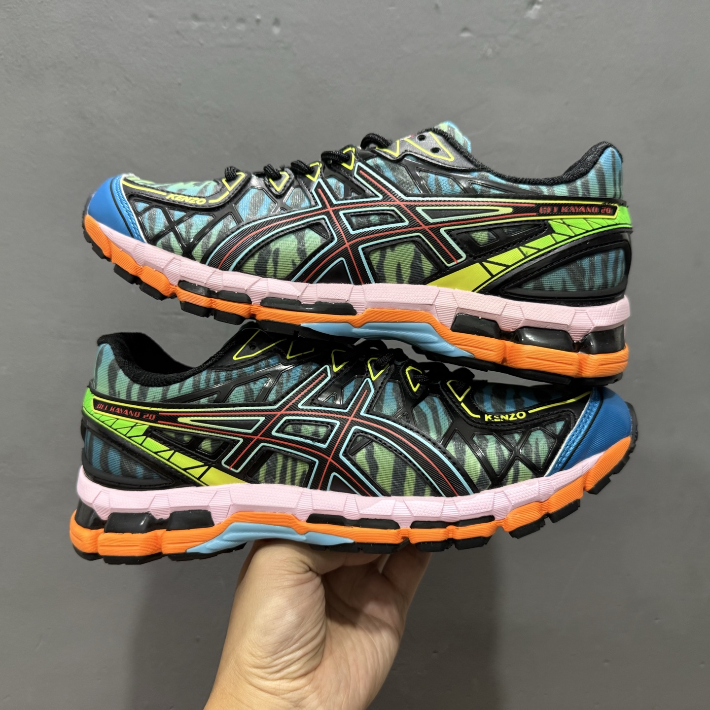 220 Asics GEL-KINETIC FLUENT亚瑟士休闲透气跑步鞋 1203A664-400