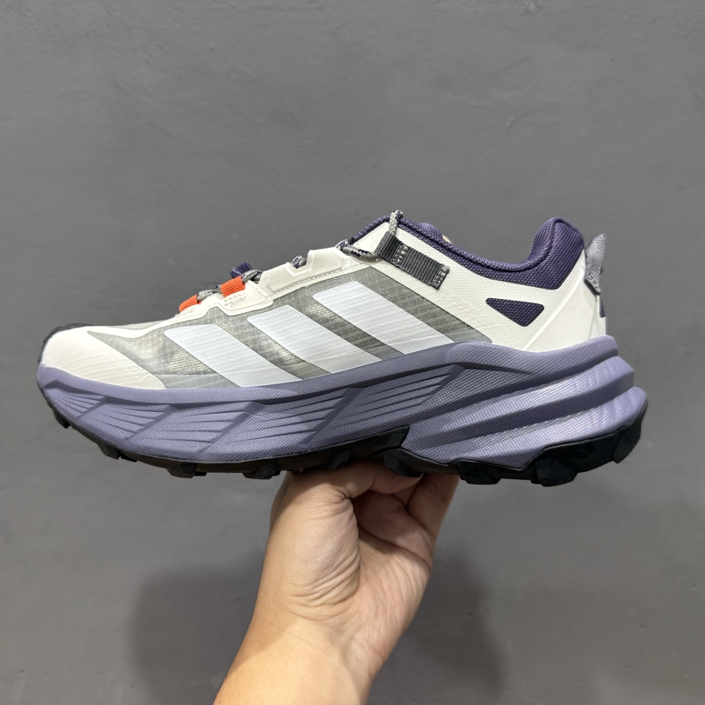 180 Adidas TERREX FREEHIKER SL GTX 阿迪达斯 系带缓震轻质舒适百搭运动鞋 HQ4883