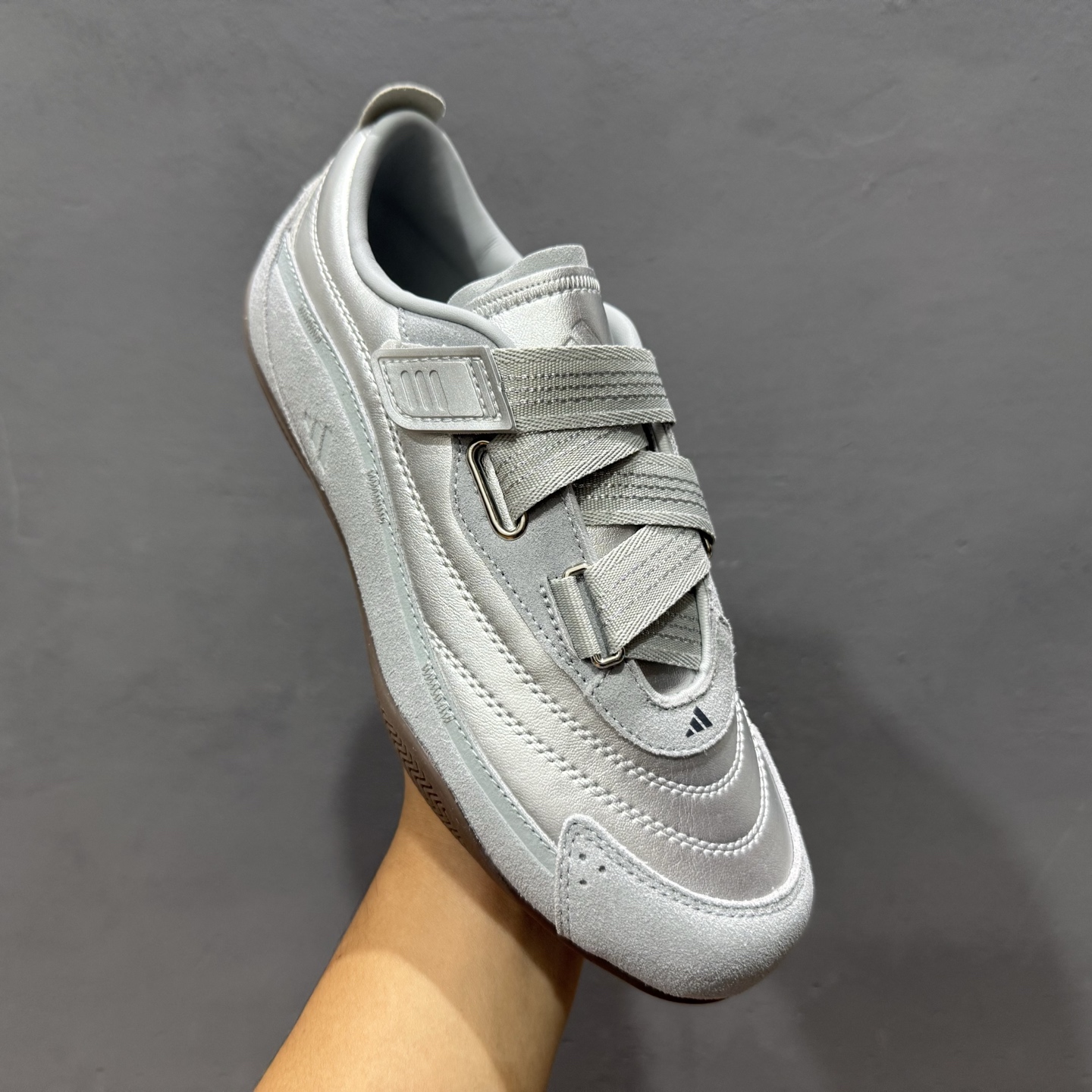 190 Adidas Urban Reverie 阿迪舒适时尚魔术贴防滑耐磨生活休闲鞋 JQ9392-10