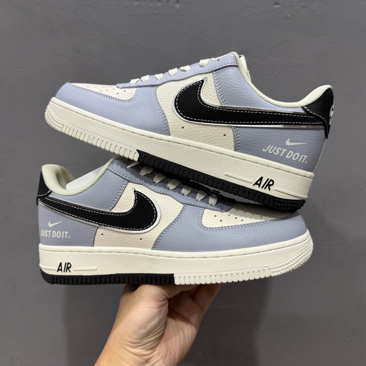 200 Nike AIR FORCE 1 '07 WB “联名款” 空军一号低帮休闲板鞋 CS5288-023
