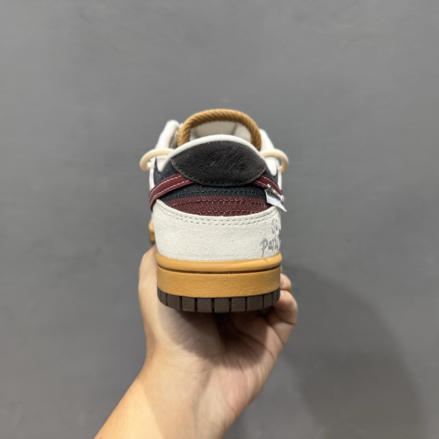 280 Nike DUNK LOW LX 绑带联名款 棕色拼接 耐克 低帮休闲运动板鞋 HQ3459-212