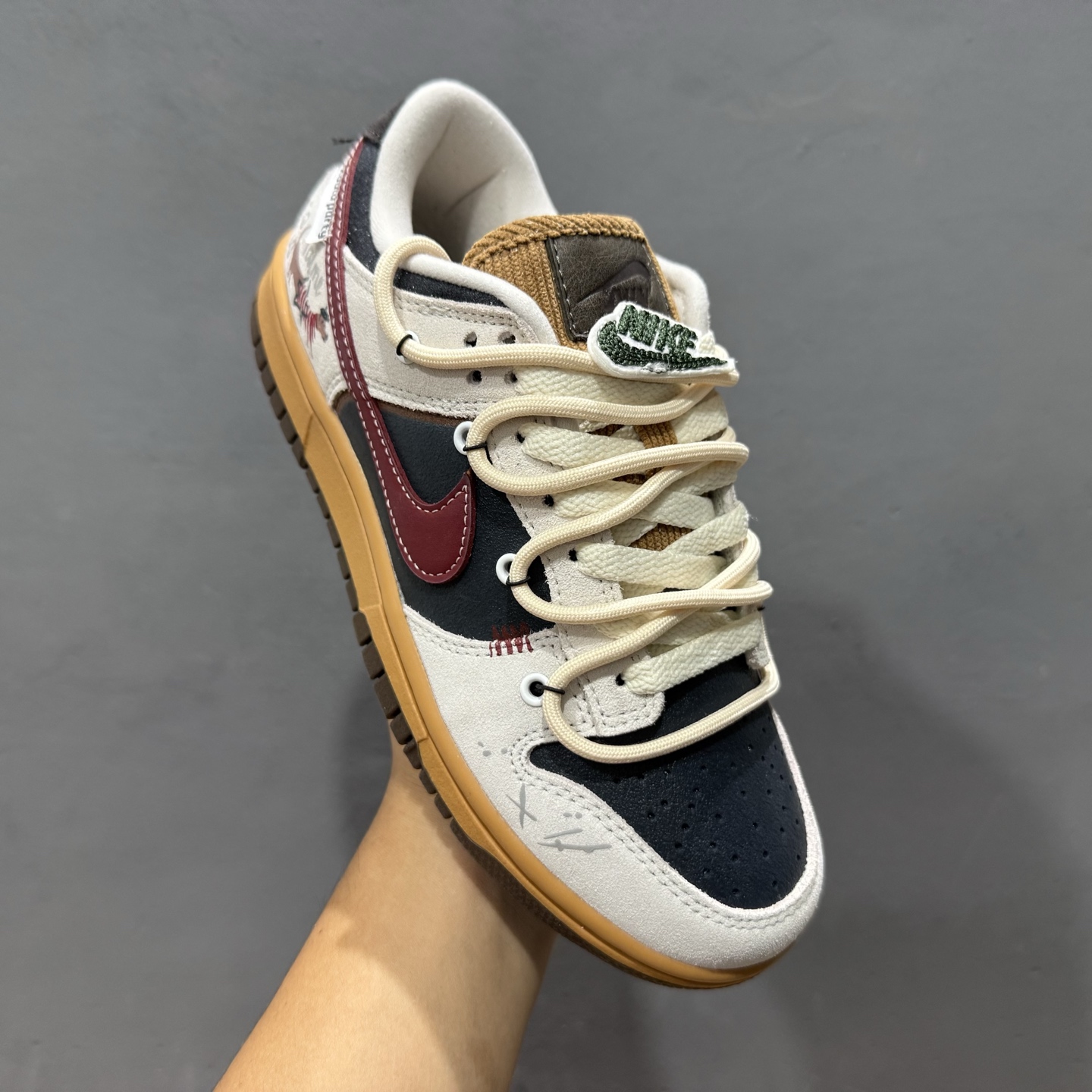 280 Nike DUNK LOW LX 绑带联名款 棕色拼接 耐克 低帮休闲运动板鞋 HQ3459-212