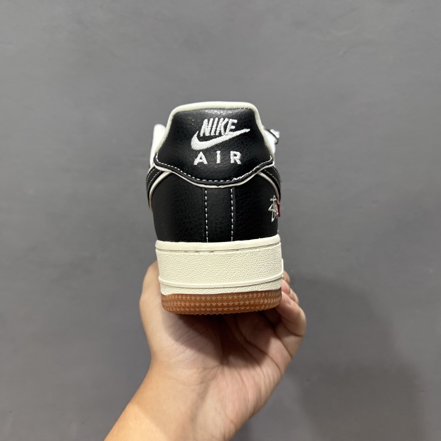 260 XC/ NIke AIR FORCE 1'07 LV8 “联名款”空军一号 低帮 运动鞋 DD1982-323