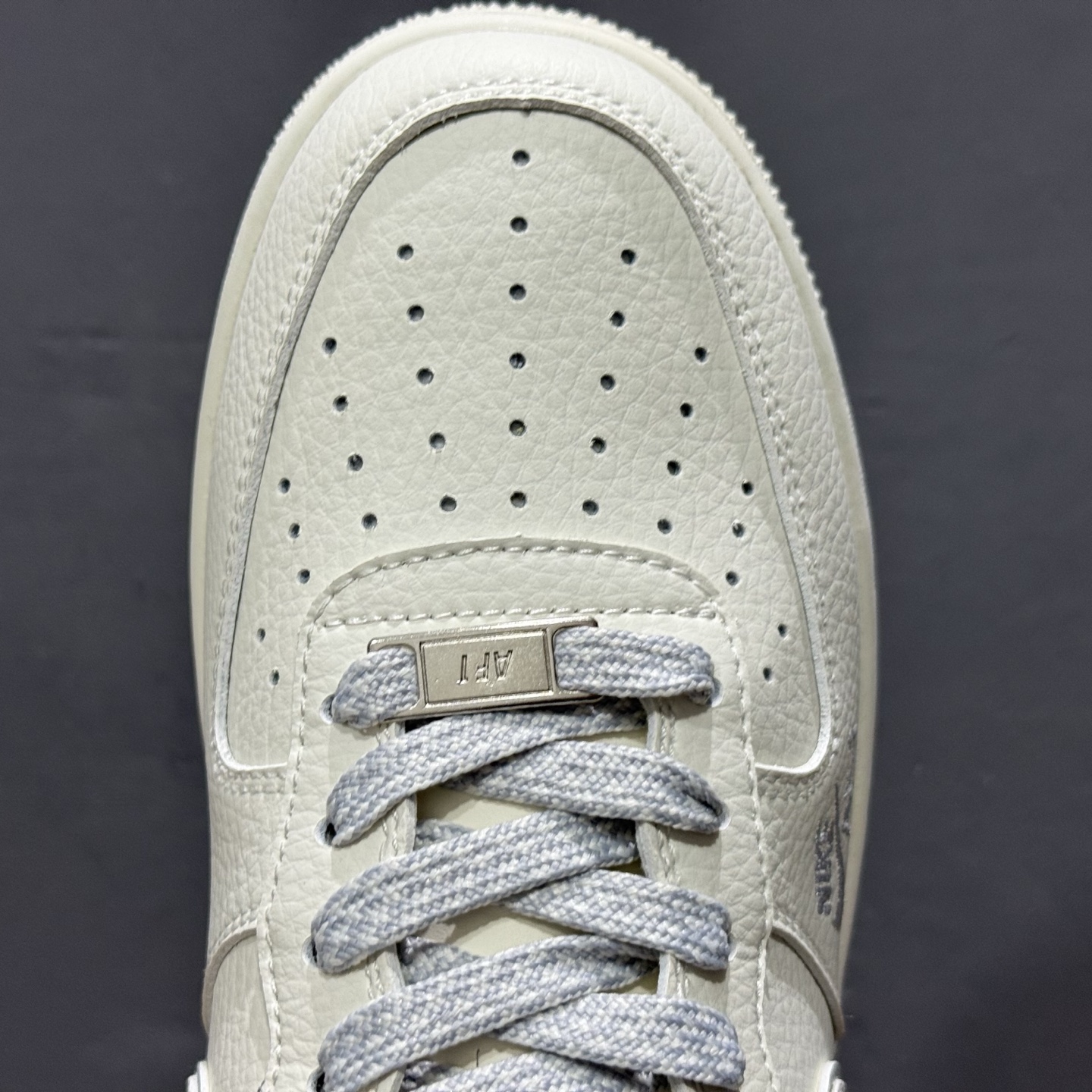 ￥260 Nike Air Force 1'07 Low 米白鬼脸 空军一号低帮休闲板鞋 CS5288-039