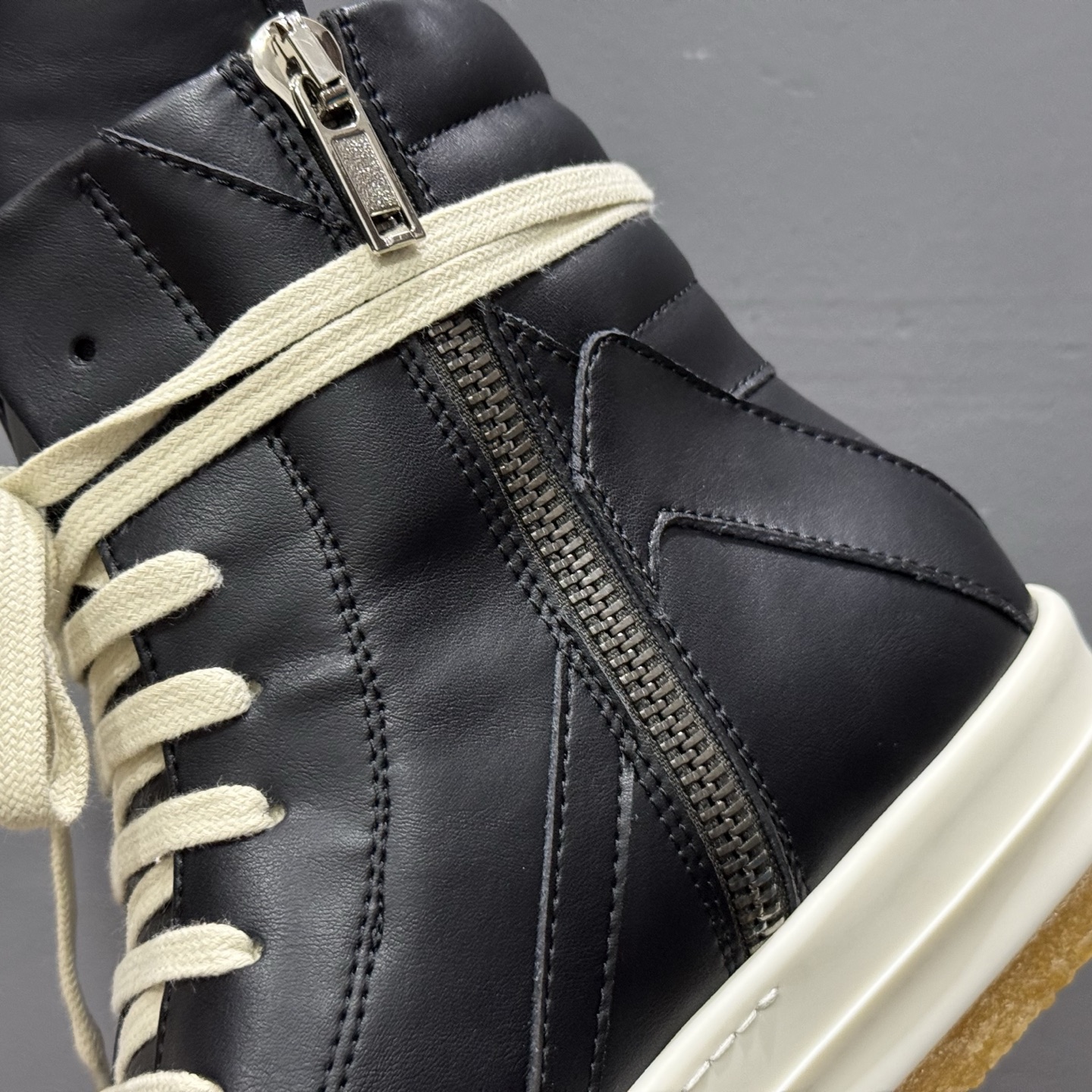 600 纯原 原装级别 Rick Owens 瑞克 欧文斯 包头厚底款 高帮休闲鞋