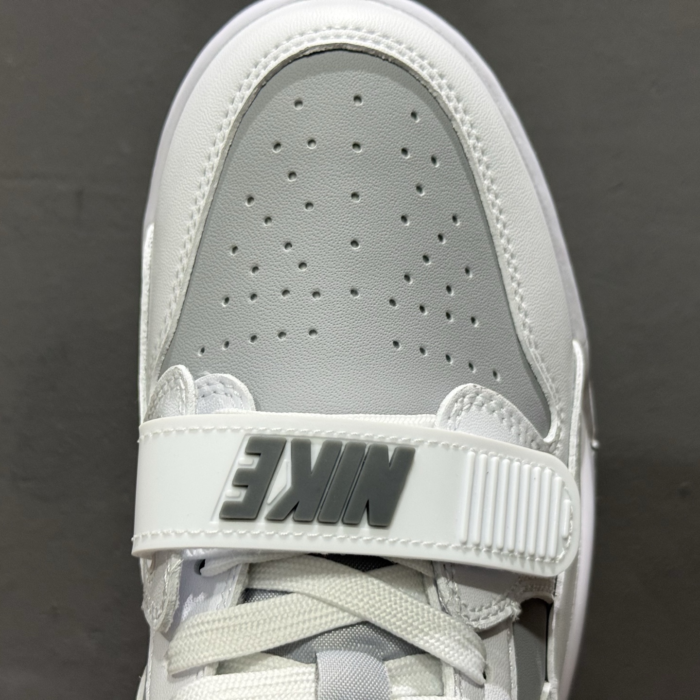 260 Air Jordan Legacy AJ312 低帮 白灰 CD7069-005