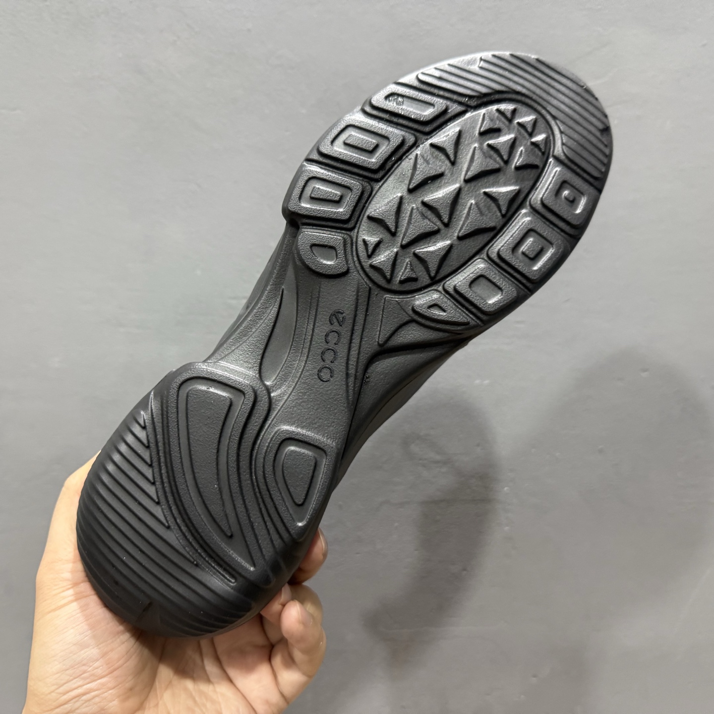 300 Ecco爱步运动鞋男鞋 BIOM2025 透气健步鞋 防滑跑步鞋