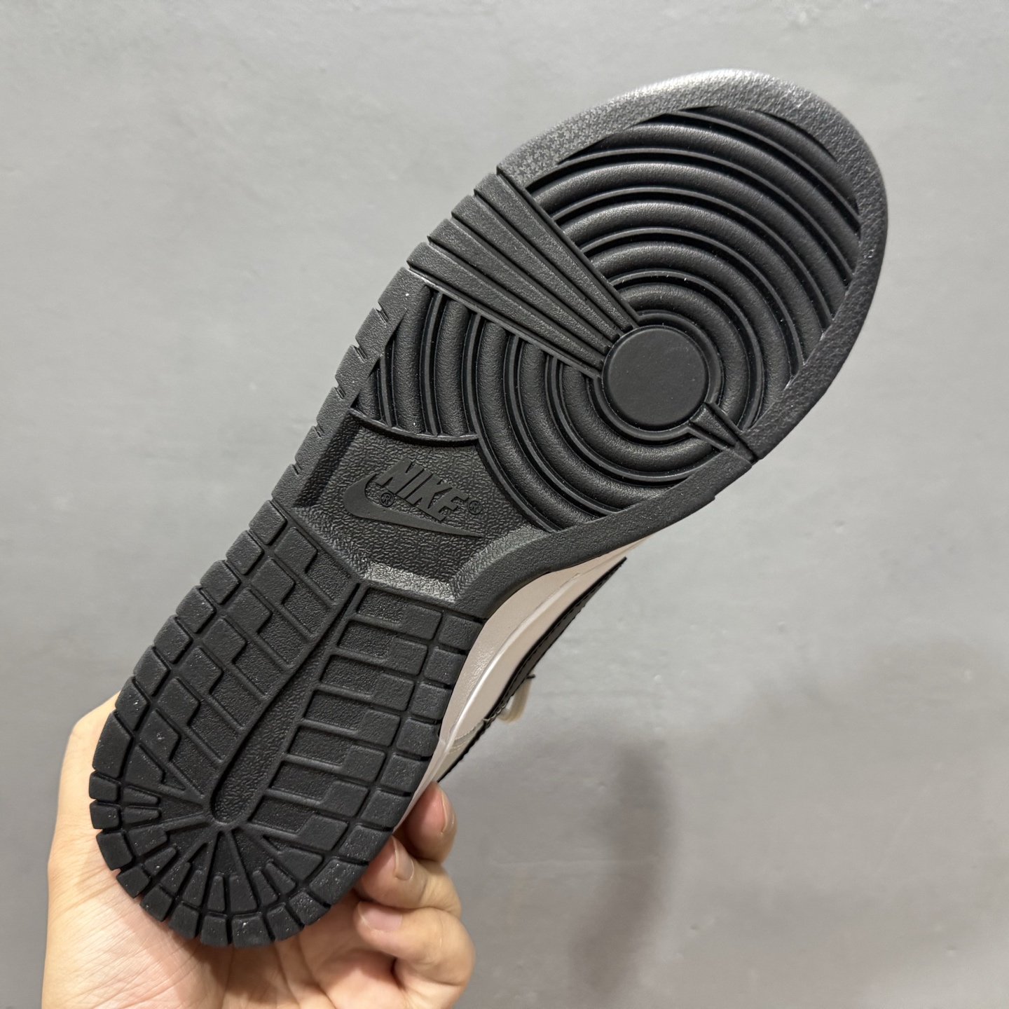 280 Nike Dunk Low 不羁涂鸦 黑白灰 当经典黑白灰 DD1391-100