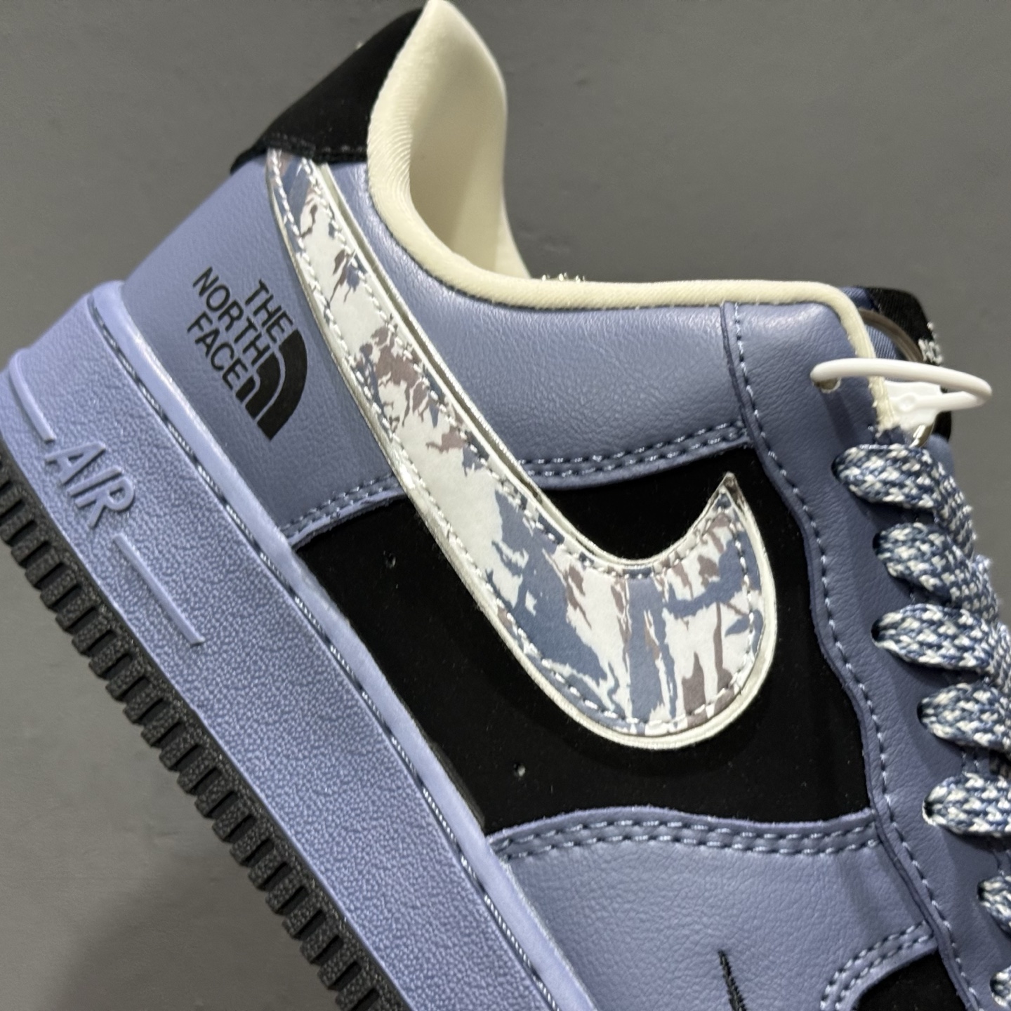 260 NK Air Force 1 空军一号 KJ168-018