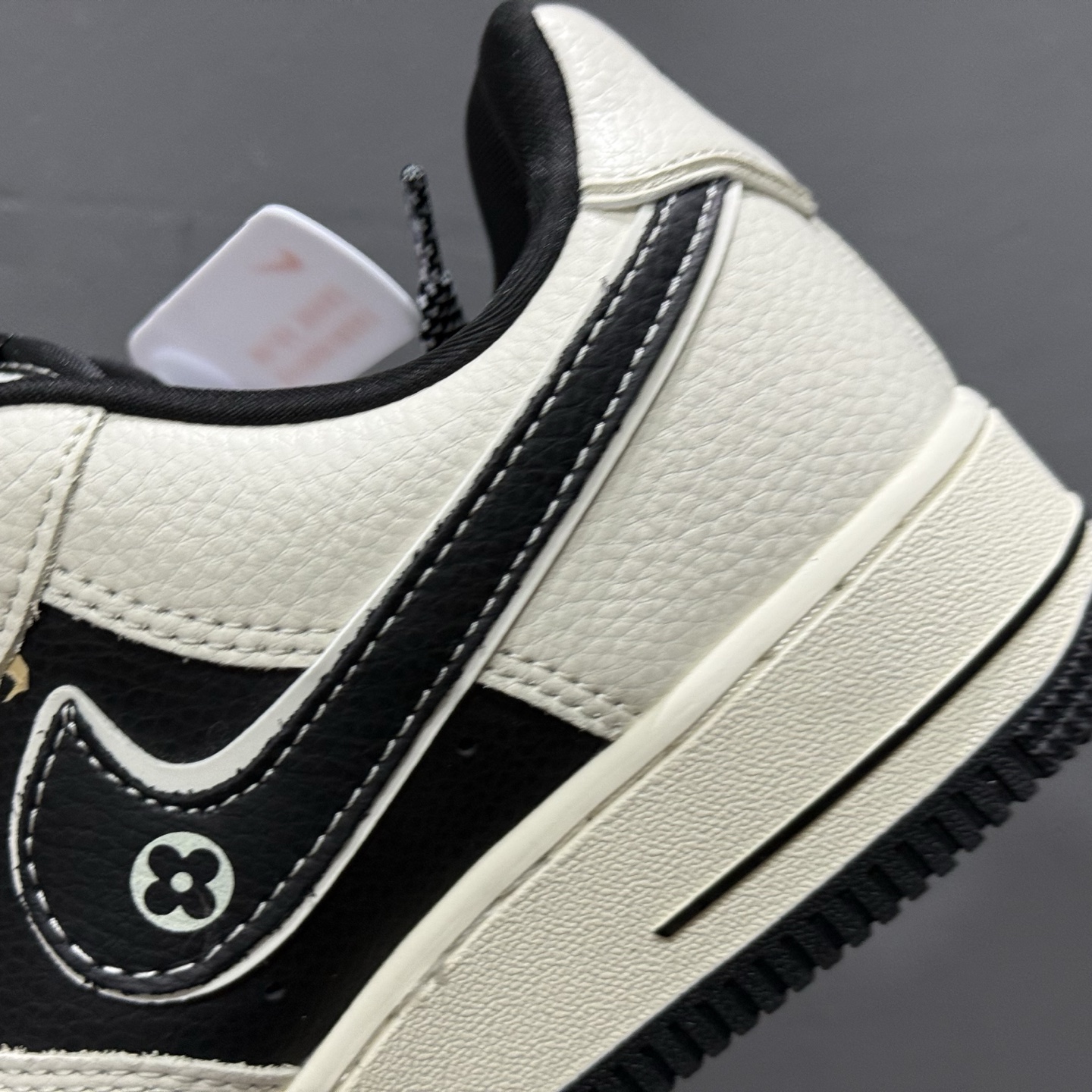 260 XC/ NIke Air Force 1 '07 Low “LV联名——米黑印花”空军一号 低帮 DD1982-321