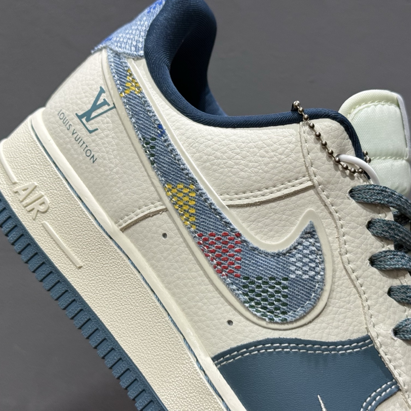 260 XC/ NIke Air Force 1 '07 Low “LV联名——米黑印花”空军一号 DD1982-201