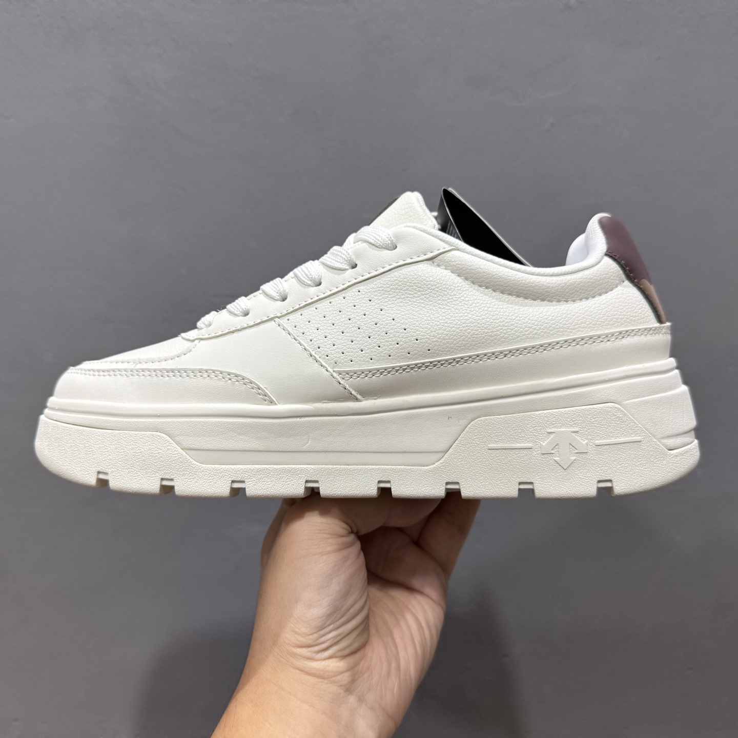 280 L/DESCENTE官方同步上架小白鞋适合技术路线单日徒步穿着