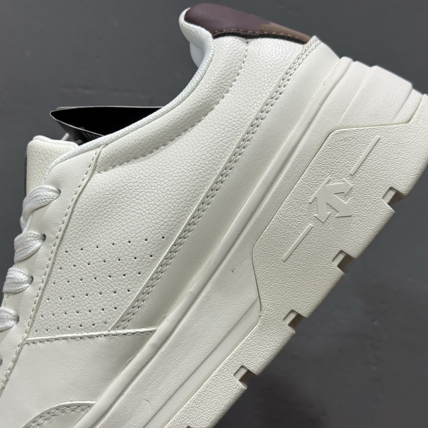 280 L/DESCENTE官方同步上架小白鞋适合技术路线单日徒步穿着