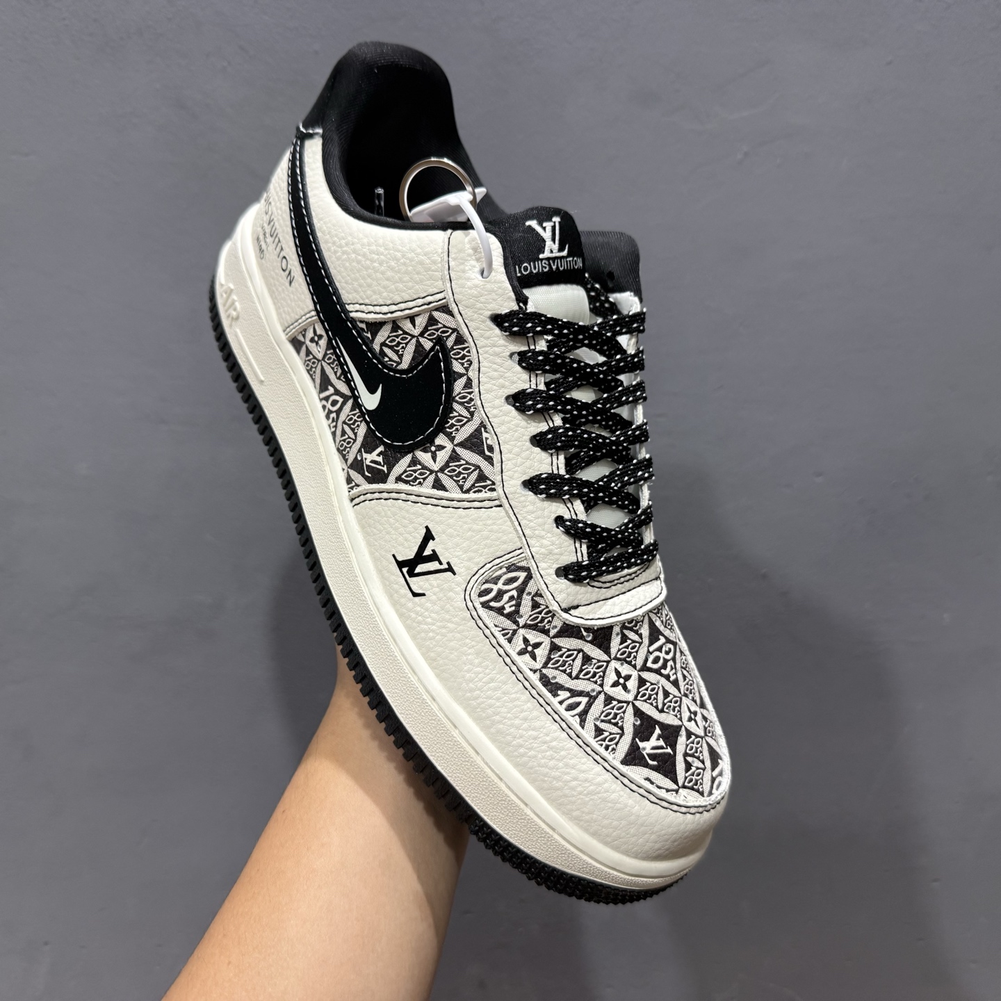 260 NK Air Force 1 空军一号 KJ1688-023