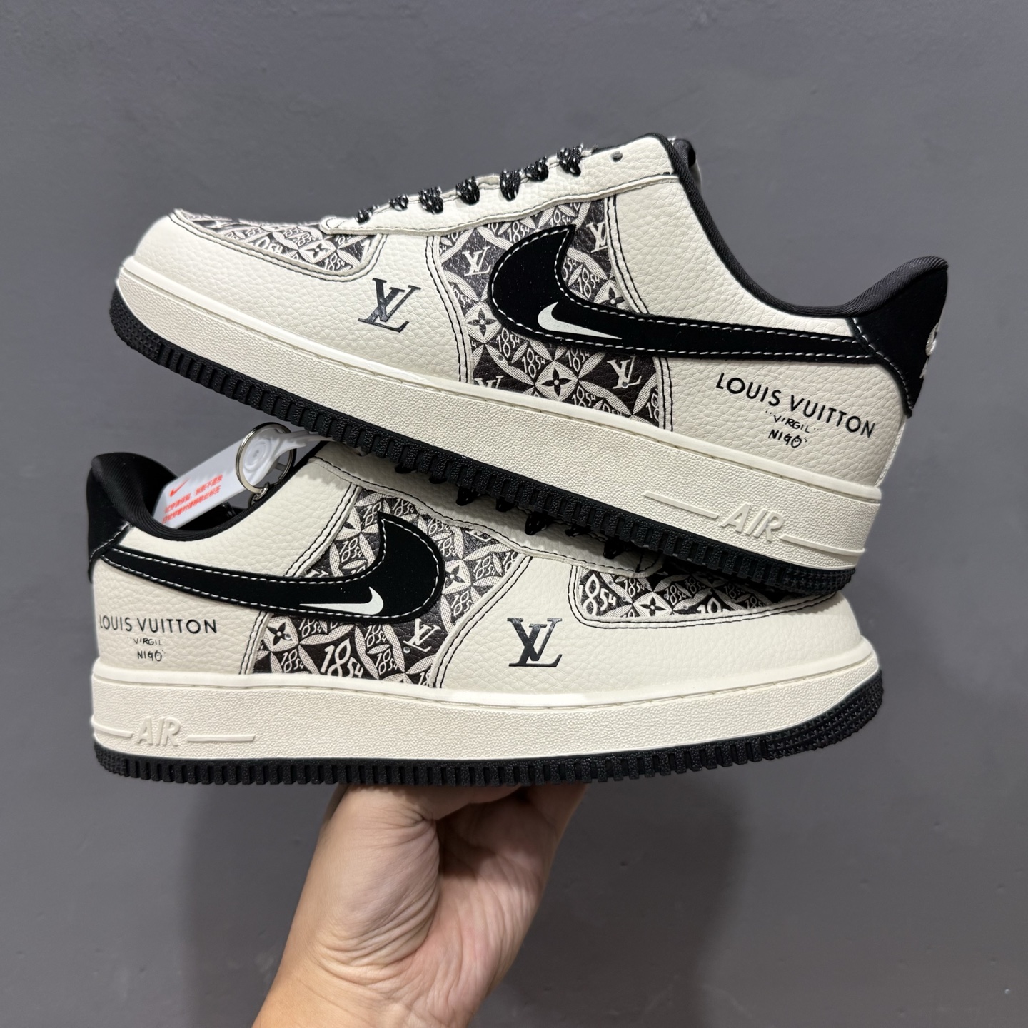 260 NK Air Force 1 空军一号 KJ1688-023