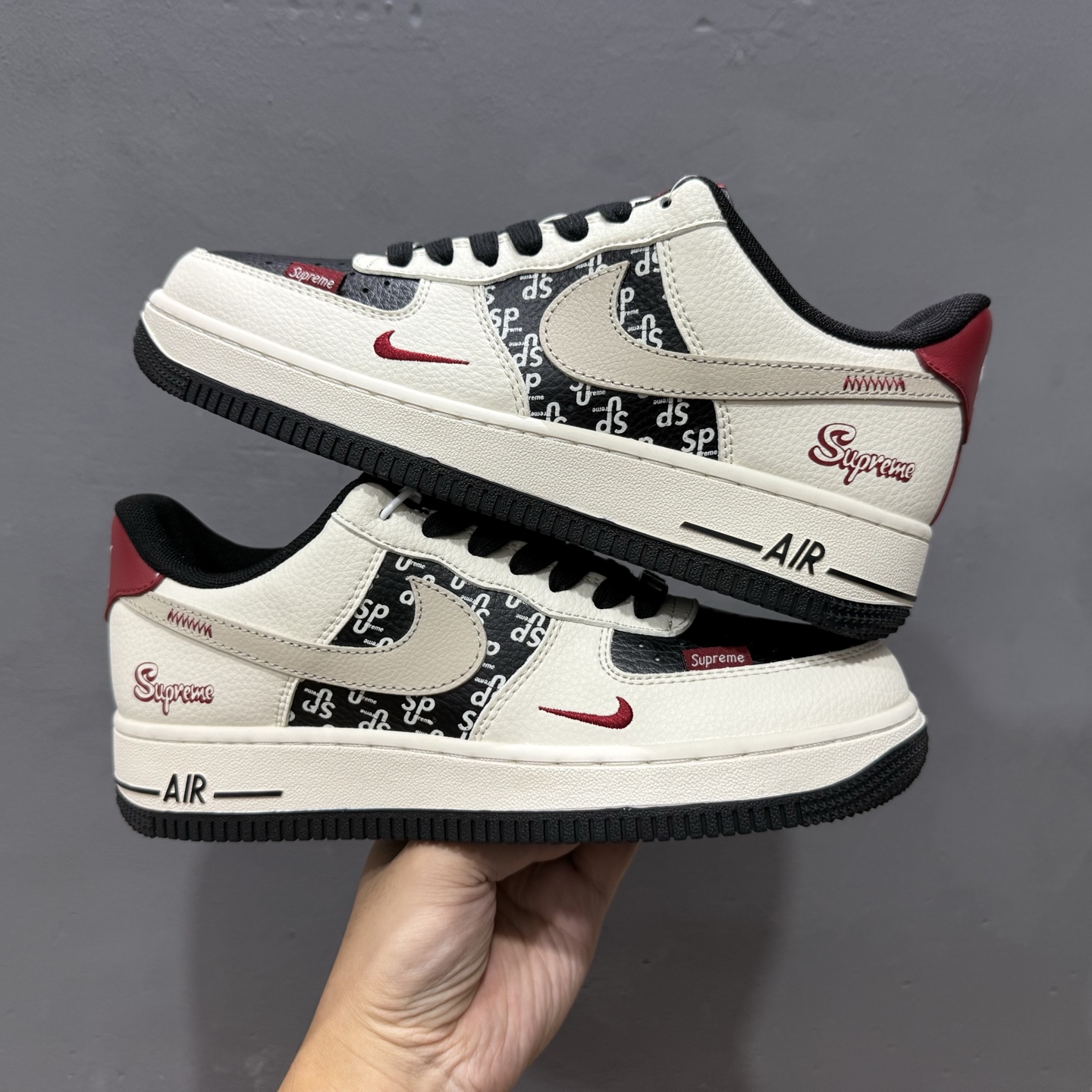 ￥260 Nike Air Force 1'07 Low 联名 米白黑黑红 高端定制 低帮休闲板鞋 XD2588-610