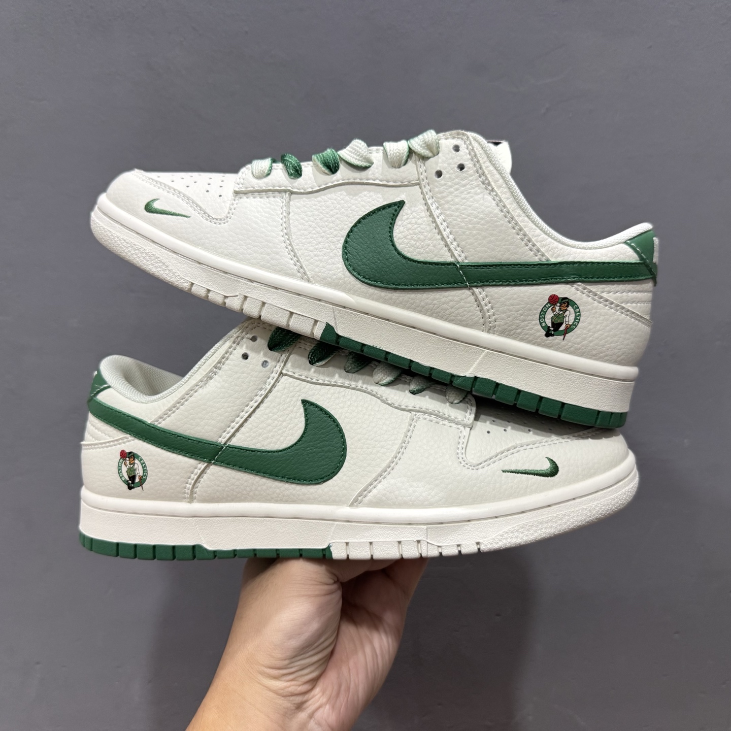 ￥280 Nike SB Dunk Low NBA联名 凯尔特人 周年高端定制 低帮休闲板鞋 CS1688-106