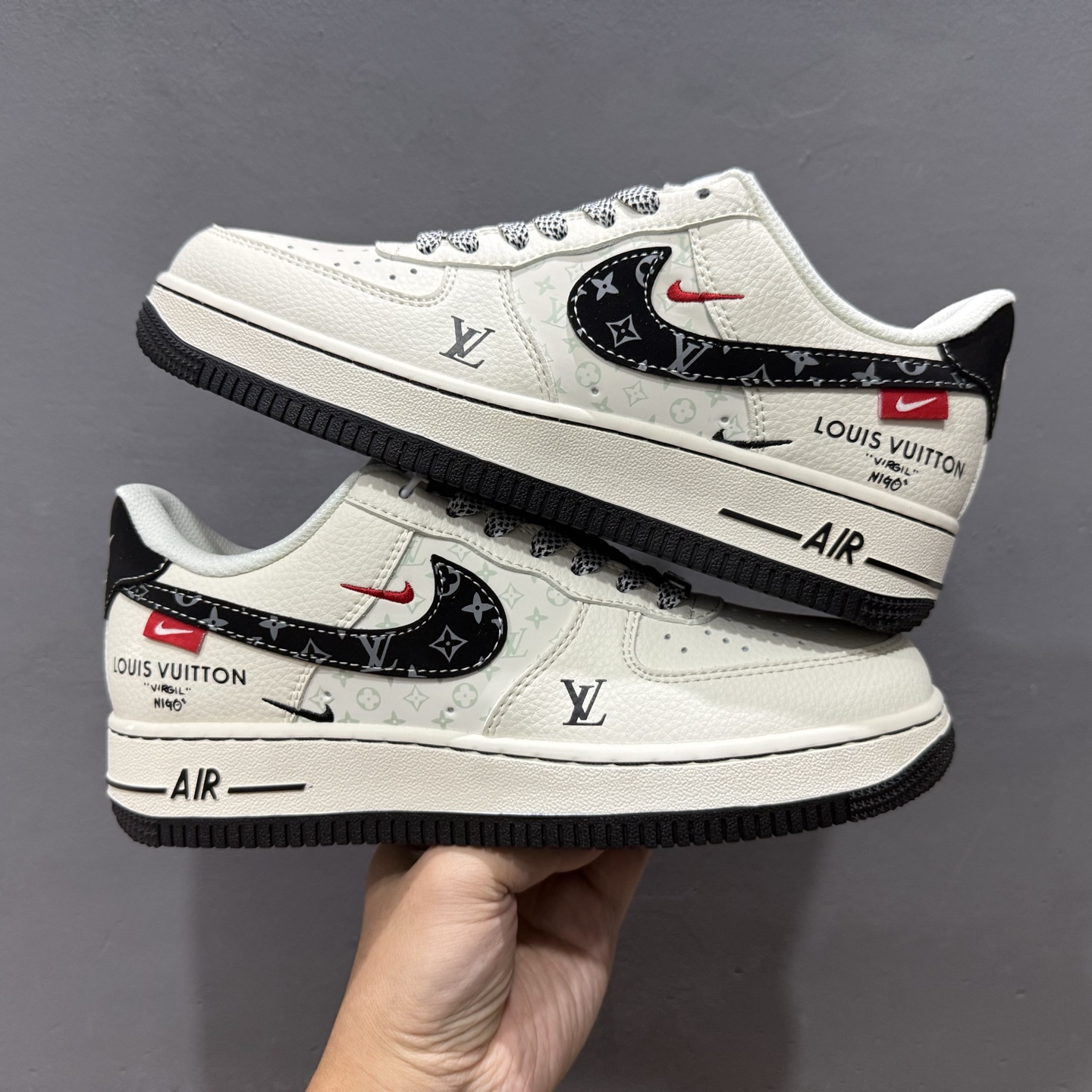 260 Louis Vuitton x Nike Air Force 1 米黑印花勾 MZ9588-809