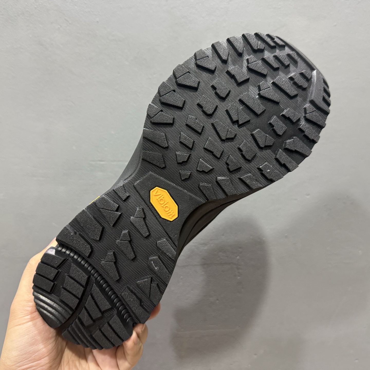 300 凯乐石KAILAS 界山GTX BOA 墨黑 户外低帮防水登山徒步鞋
