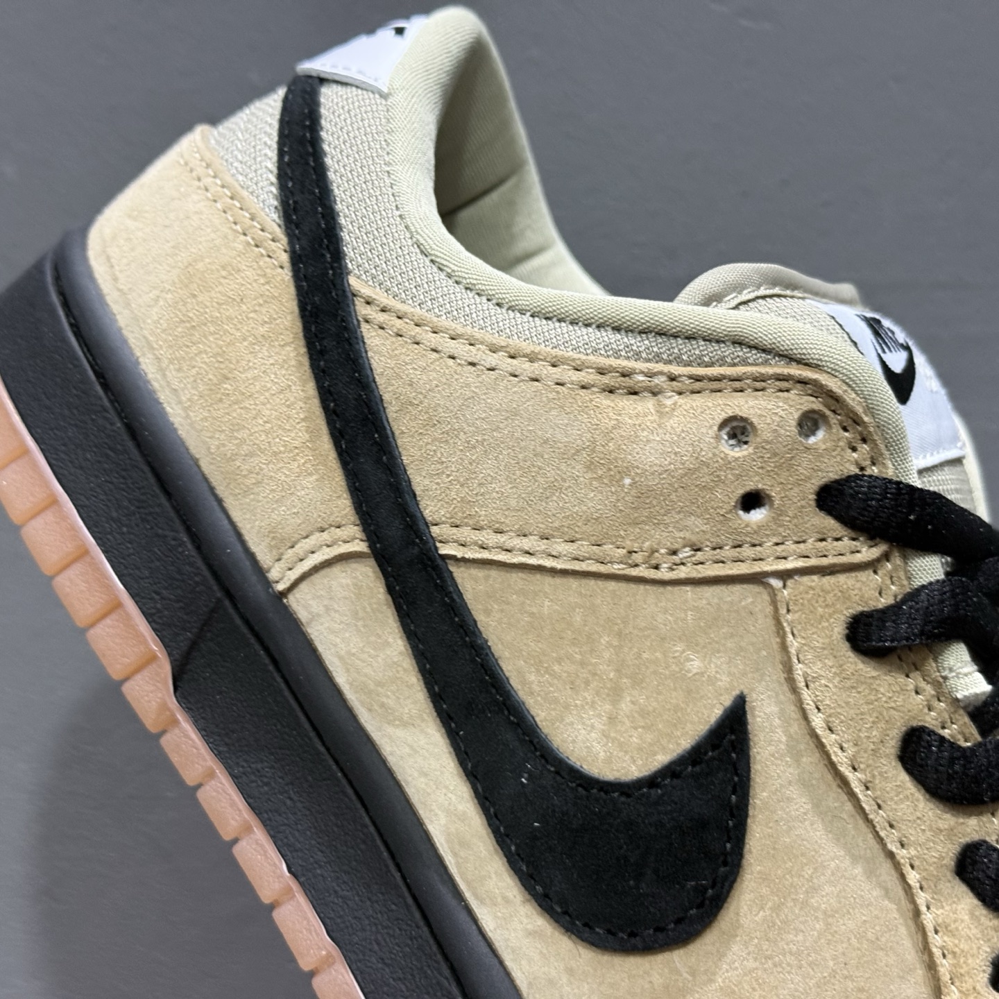￥260 Nike SB Dunk Low 低帮休闲板鞋 HJ0367-200