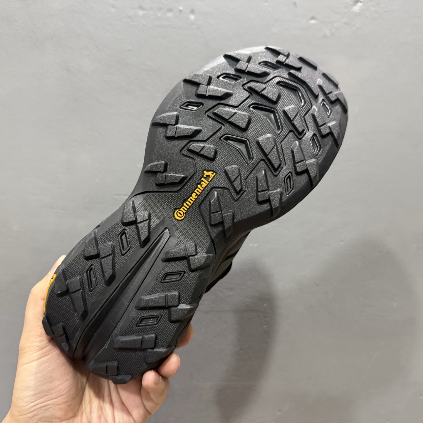 180 Adidas TERREX FREEHIKER SL GTX 阿迪达斯 系带缓震轻质舒适百搭运动鞋 HQ4885-Chinese UA Cheap High Quatity Brand Clothes Bags handbags Sneakers wholesale wholesaler seller from China Factory suppliers Fashion Clothing Shoes best Quality Beautiful Price 180 Adidas TERREX FREEHIKER SL GTX 阿迪达斯 系带缓震轻质舒适百搭运动鞋 HQ4885