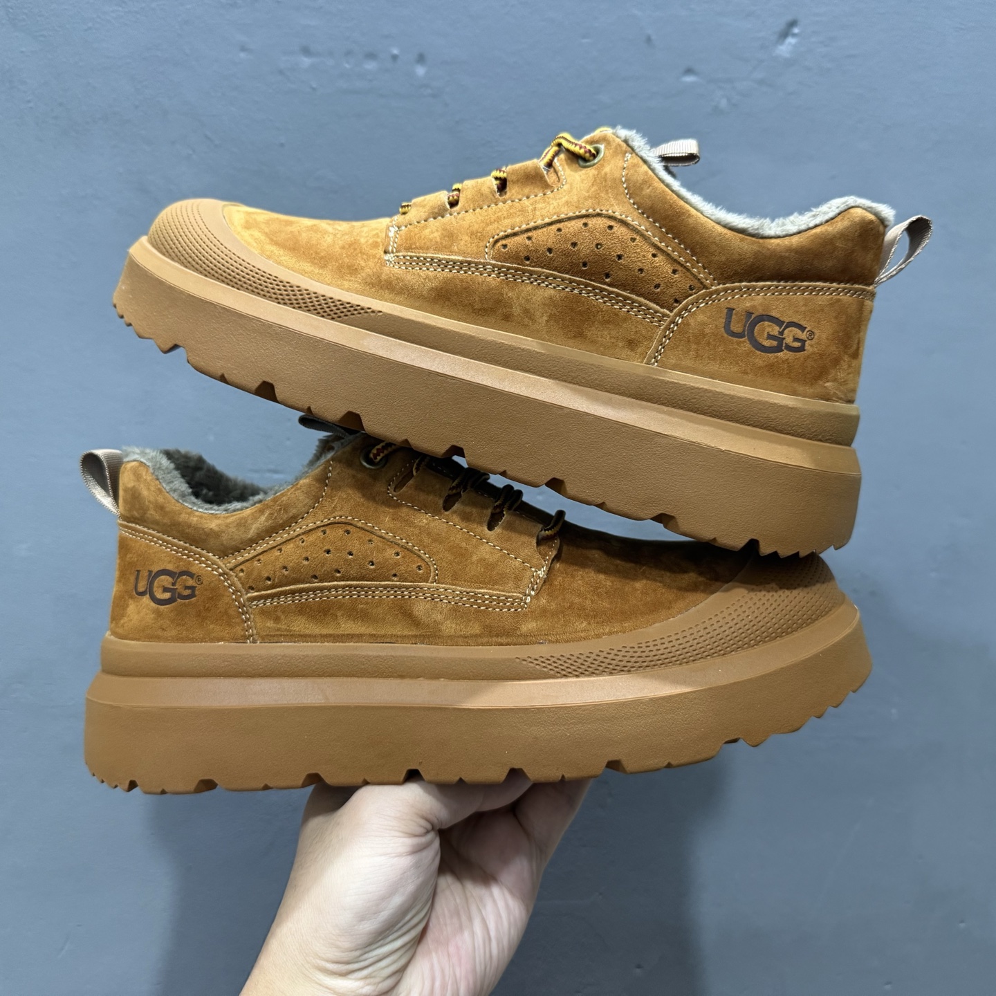 280 UGG Tasman Weather Hybrid 塔斯曼混合系列轻量休闲鞋