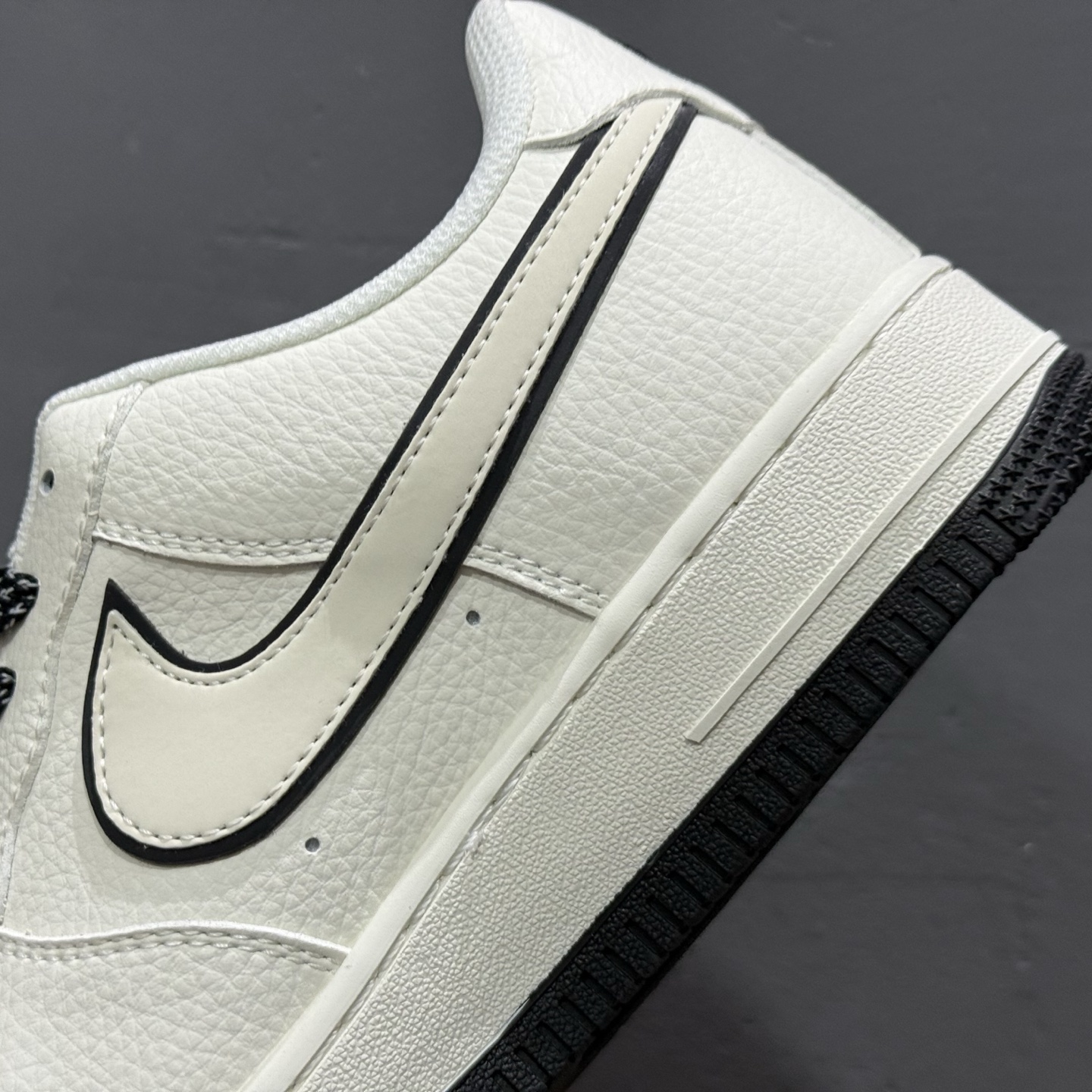 NK Air Force 1 空军一号 CS5288-046