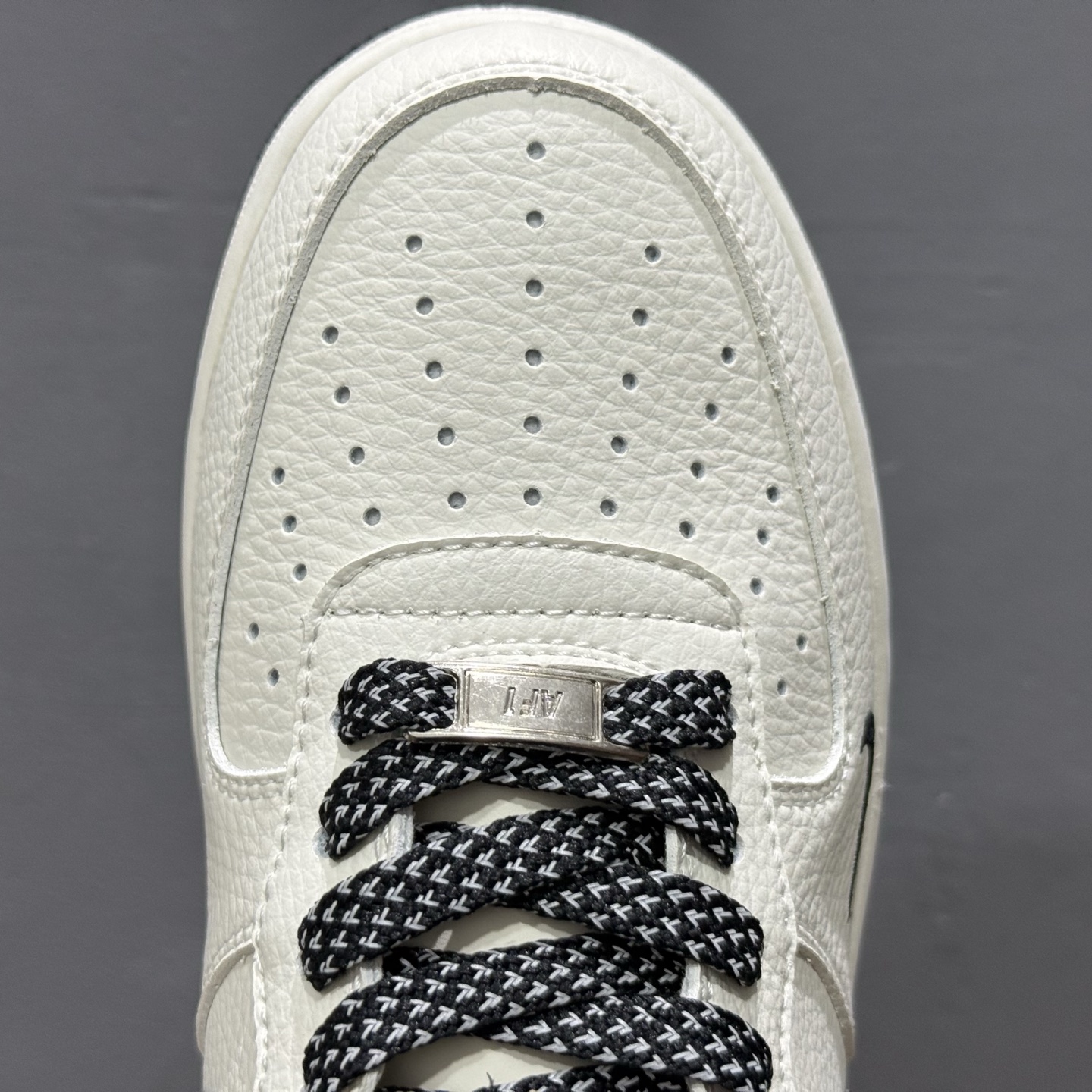 NK Air Force 1 空军一号 CS5288-046